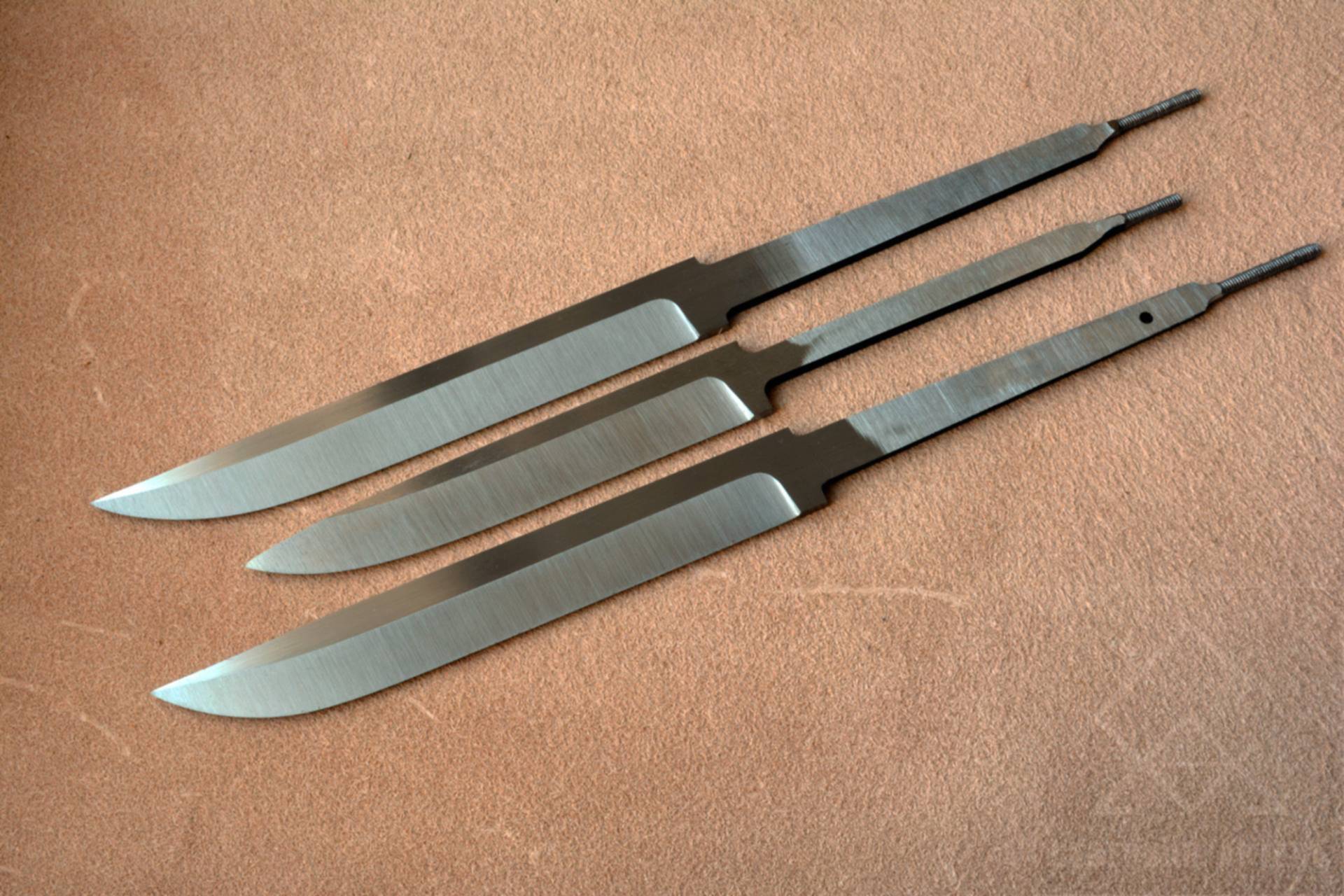 Клинки от производителя купить. Клинки для ножей. Формы клинков для ножей. Клинок заготовка для ножа. Ножи рыбацкие народов севера.