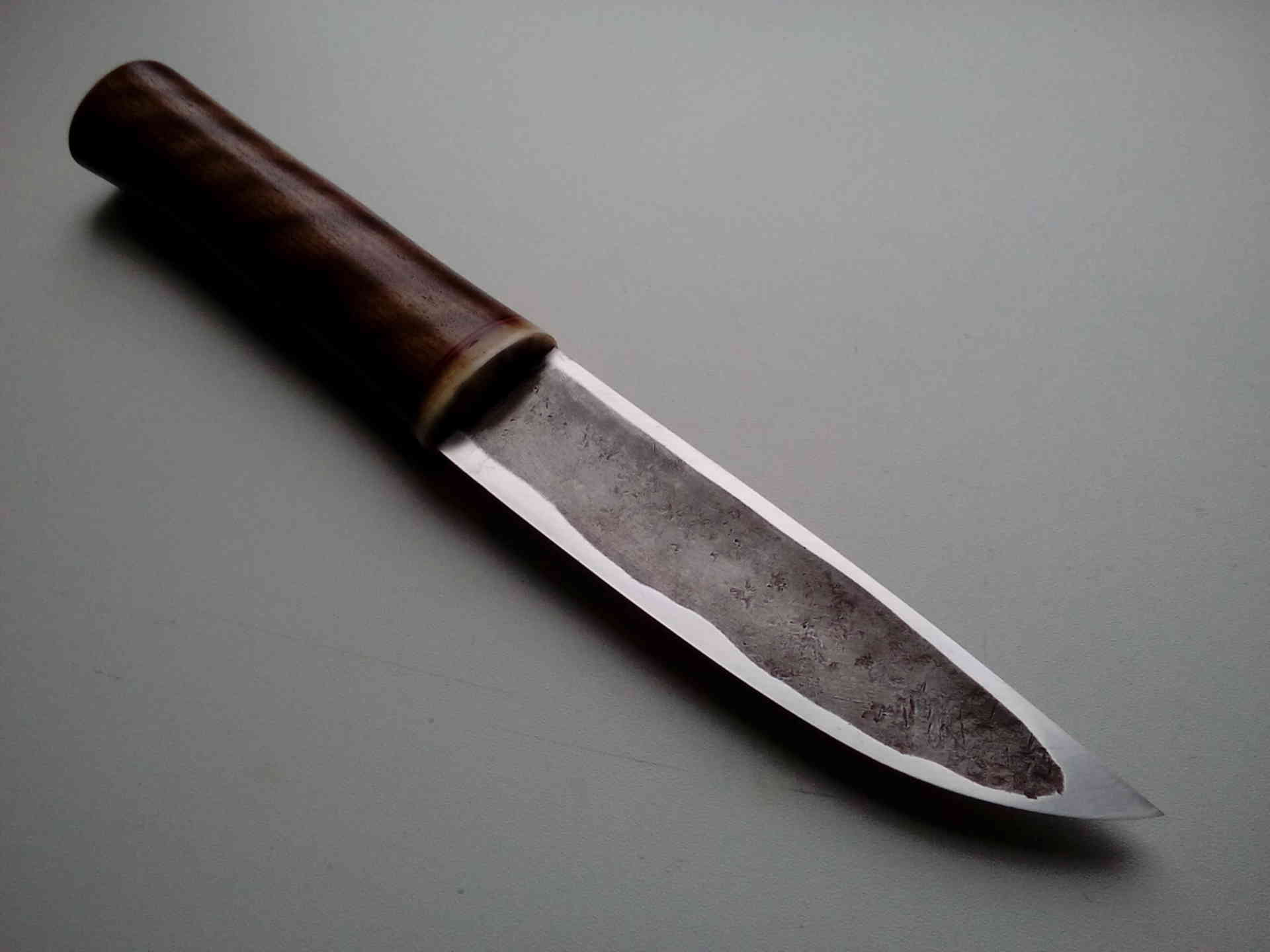 Якутские клинки. Дол якутского ножа. Клинки для ножа Якут. Якутский нож большой клинок 210мм. Нож Якут с кованым долом.