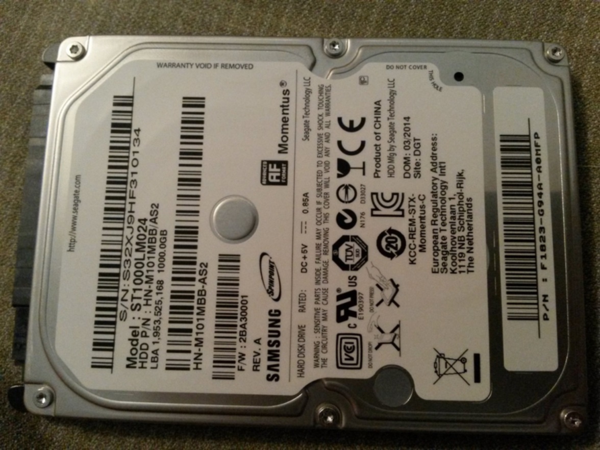 Жесткий диск самсунг. HDD st1000lm024. HDD 2.5 Samsung 1tb (st1000lm024). Жесткий диск Seagate st1000lm024. Seagate Momentus 1 ТБ st1000lm024.