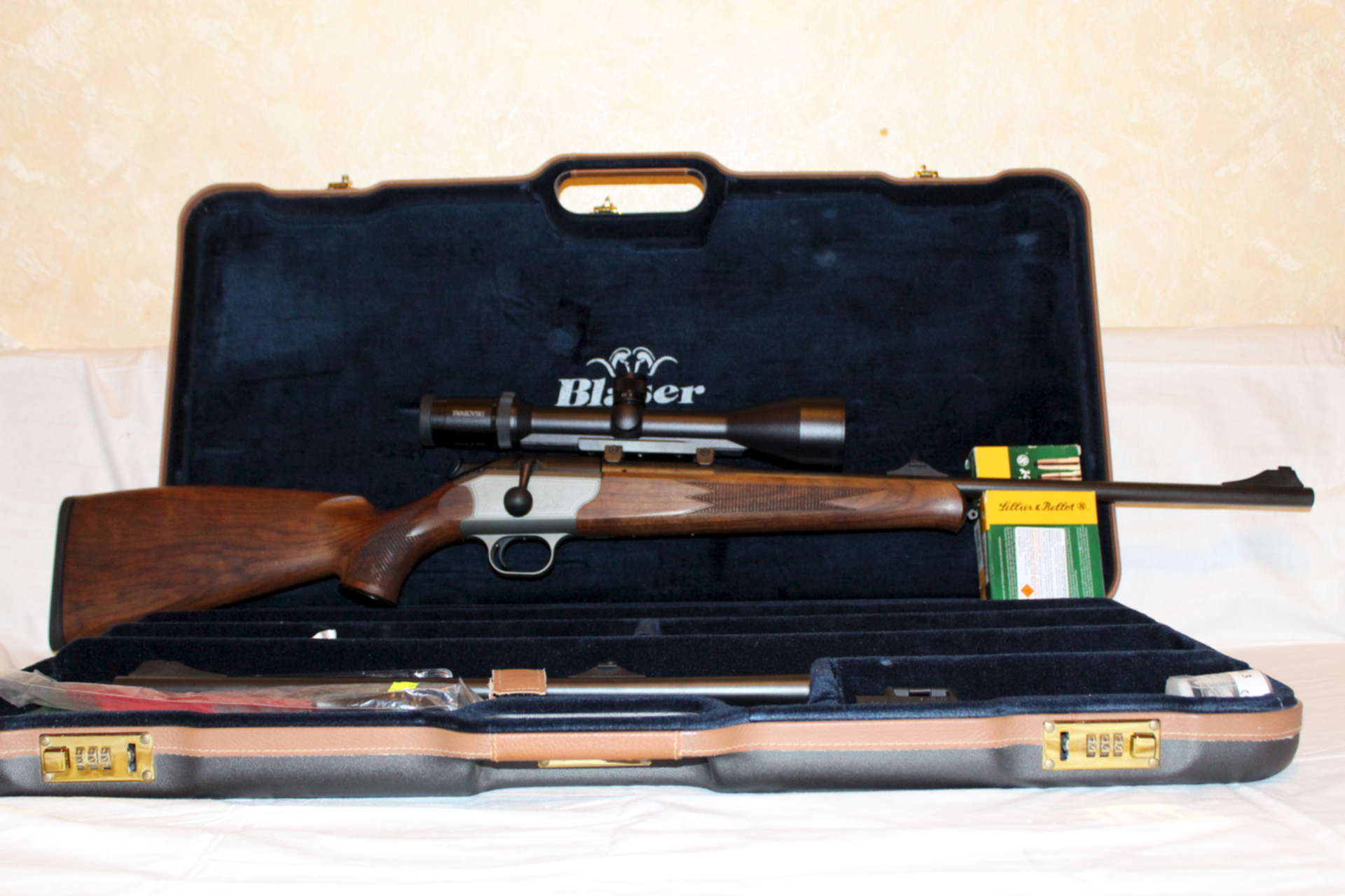 Блейзер 30 06. Blaser r93 duo luxus hamed. Карабин блейзер r8 30-06 б у. Blaser 30-06. Blaser r8 30-06.