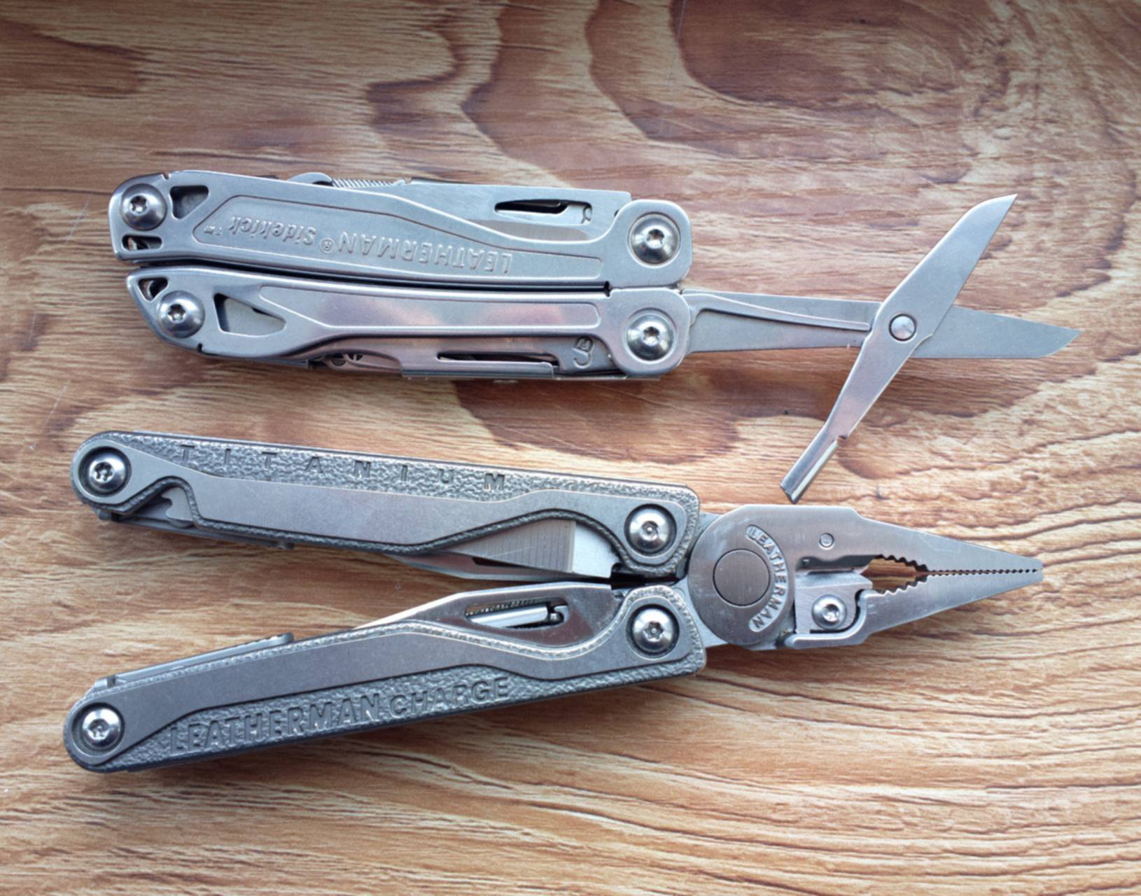 Leatherman charge