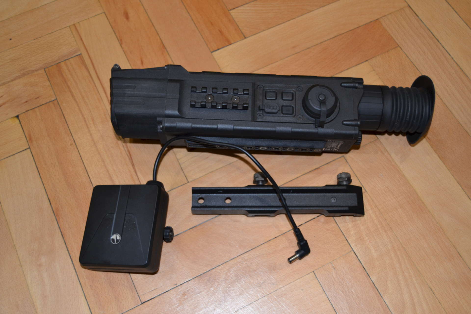 Ночной прицел пульсар. Ночной прицел пульсар 770 а. Пульсар 770. Прицел пульсар 770. Пульсар 770.