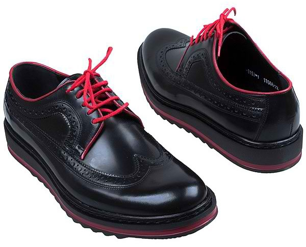 Ботинки с красной подошвой. Кроссовки Пьер Карден мужские. Ботинки мужские Пьер Карден с шнурками. Мужские туфли с красной подошвой. Мужские туфли на высокой подошве.