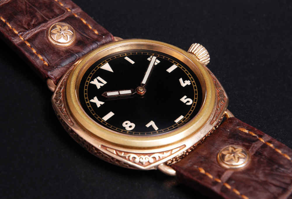 Бронзовый корпус. Бронзовые часы наручные мужские. Panerai submersible bronze. Часы корпус бронза. Бронзовый корпус.