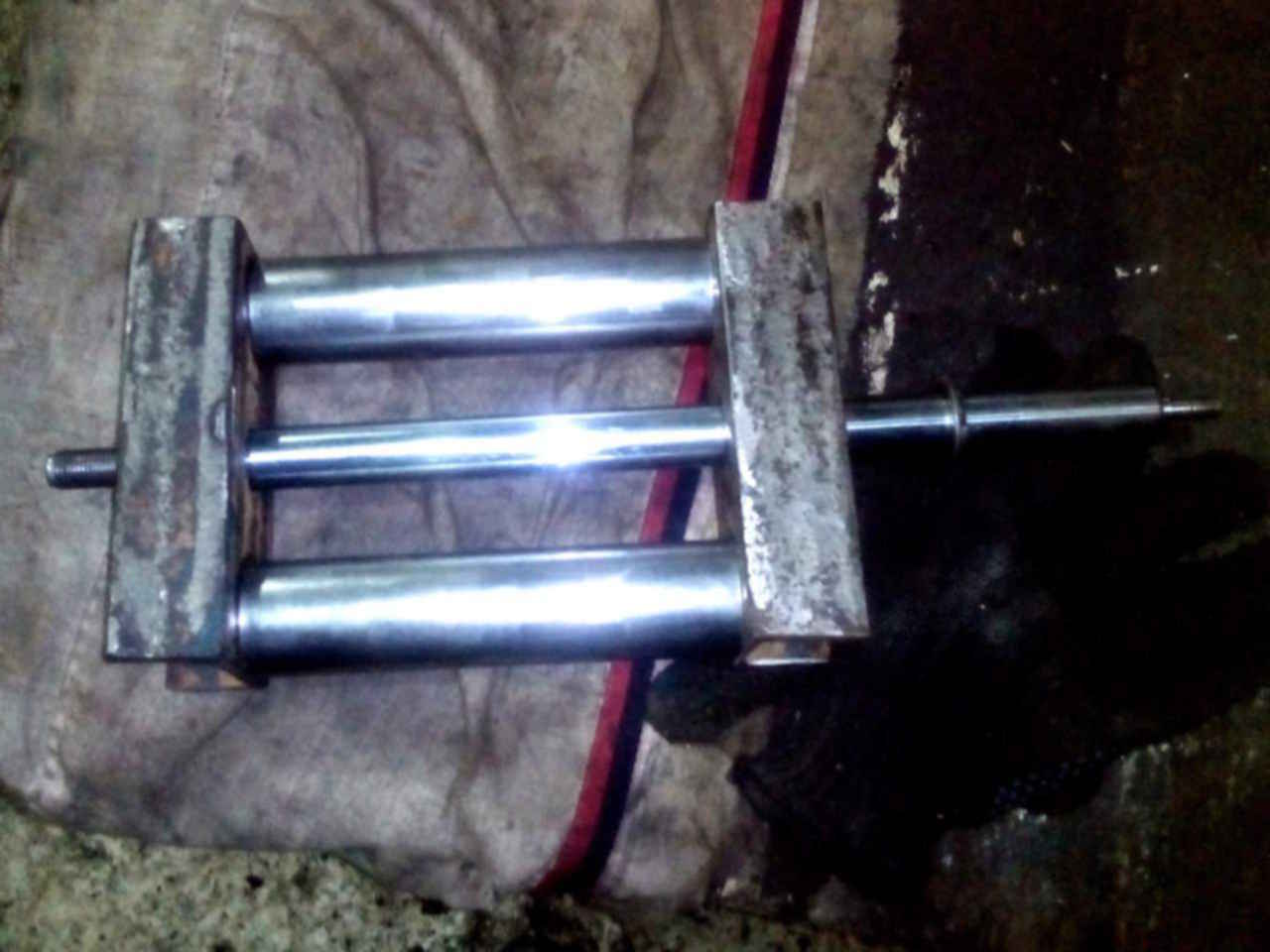 Что можно сделать из старых амортизаторов Самодельный пресс (в эту гайку матрицы вкрутятся?). : Релоадинг
