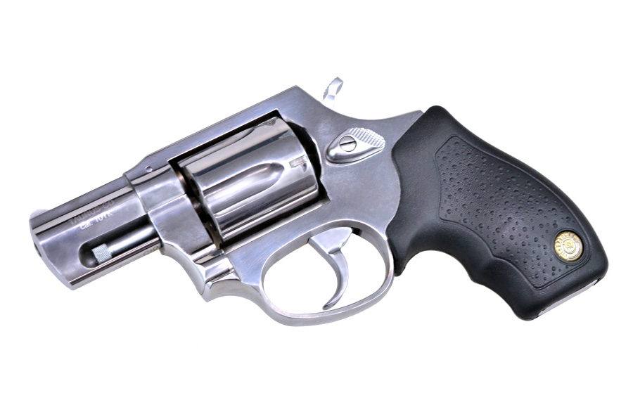 Револьвер на пистонов gonher. Револьвер смит-вессон скофилд. Револьвер сталь. Револьвер у чпу фото. Револьвер alfa para 9241.