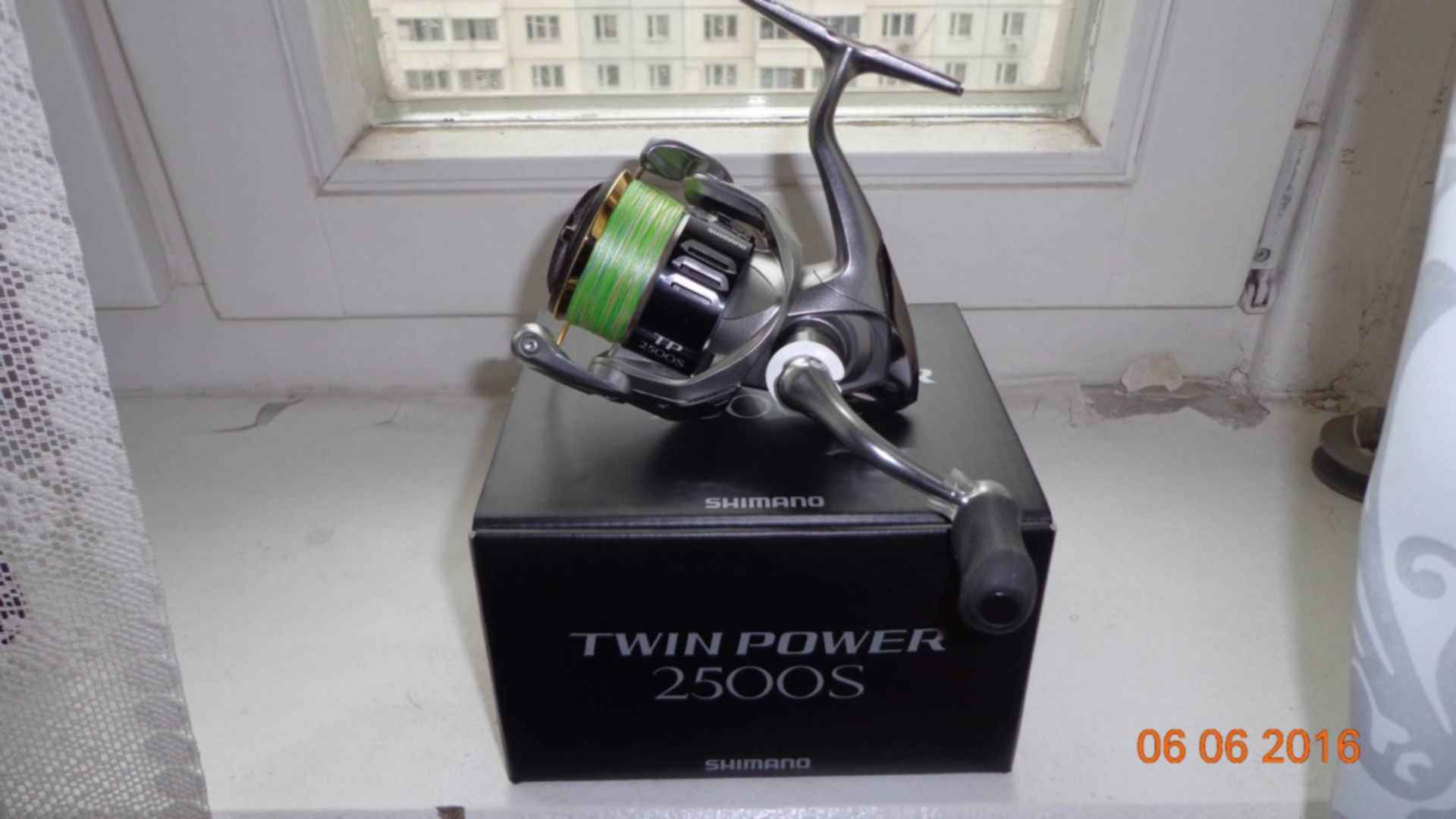 Катушка Shimano Twin Power 20 2500. Shimano Twin Power 12000. Задняя декоративная крышка катушка Shimano 20 Twin Power. Shimano 20 Twin Power 2500s схема.