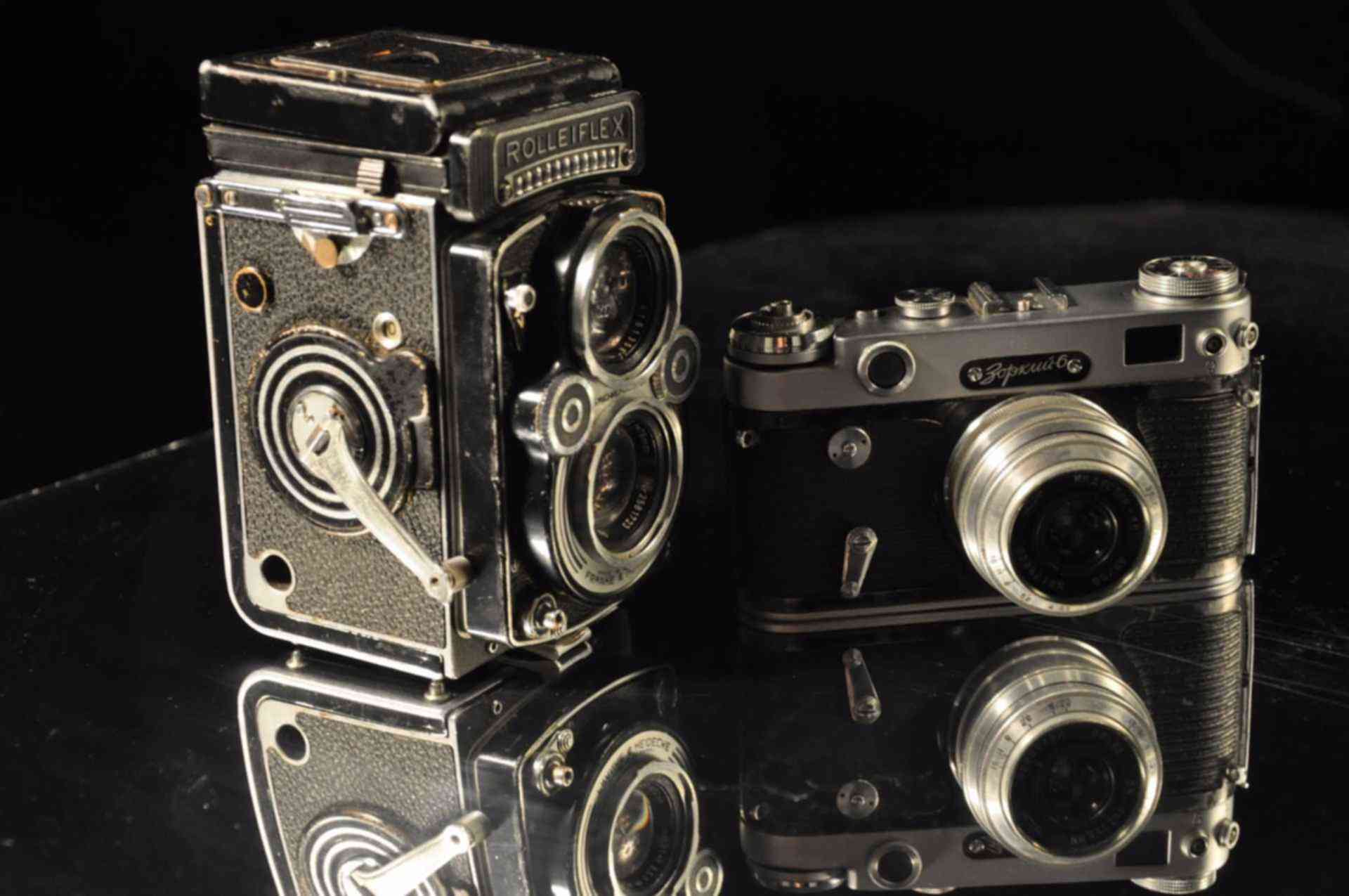 Старые камеры фото. Старый фотоаппарат. Старый фотик. Старая фотокамера. Старинная фотокамера.