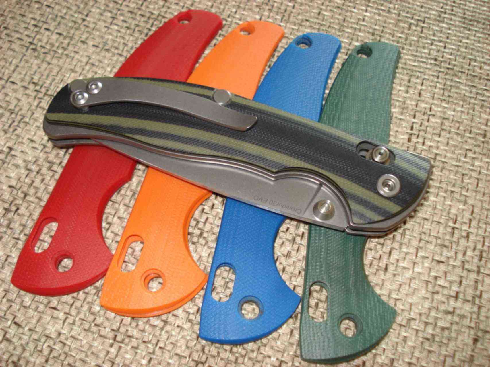 Ручка из g10. Ножи рукояти микарта джи 10. G10 фото. G10 фото. G10.