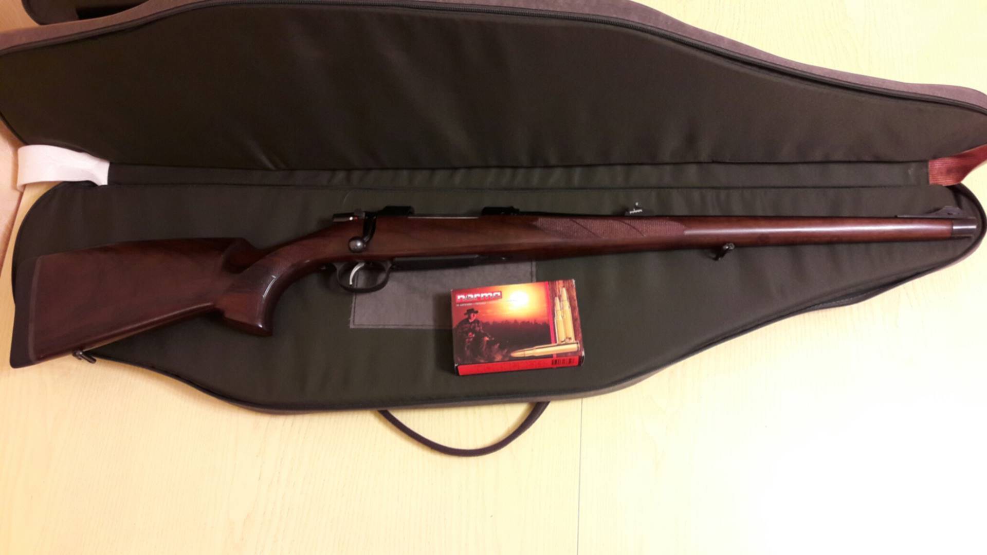 550 люкс. Cz 550 FS 30-06. Cz 550 Lux 30-06. Карабин ЧЗ 550 ФС 30-06. Cz 550 FS Lux 30-06 комиссия.