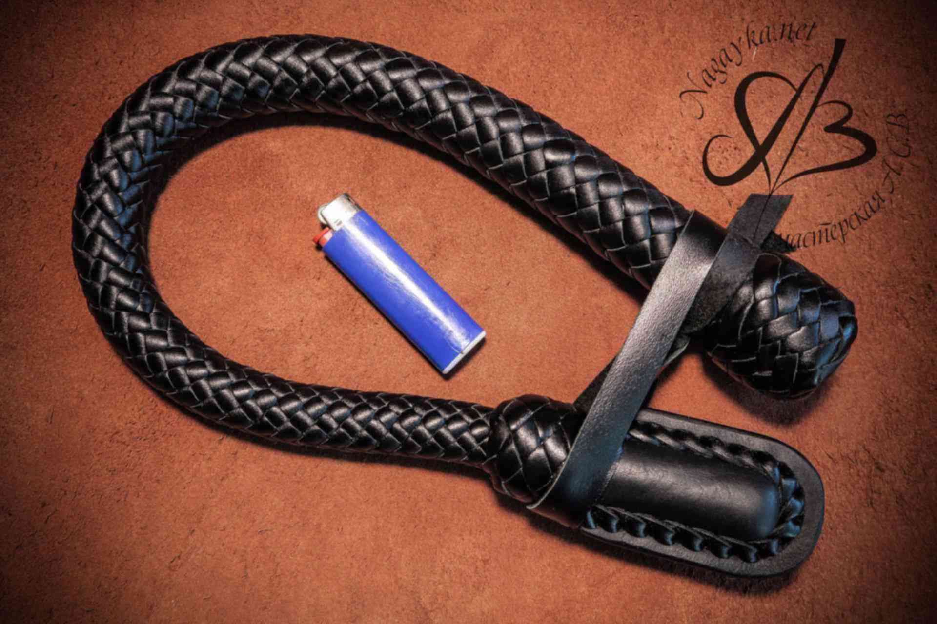 Плетка волчатка казачья. Нагайка волчатка. Нагайка волчатка боевая. Кубанская нагайка волчатка. Нагайка казачья волчатка.
