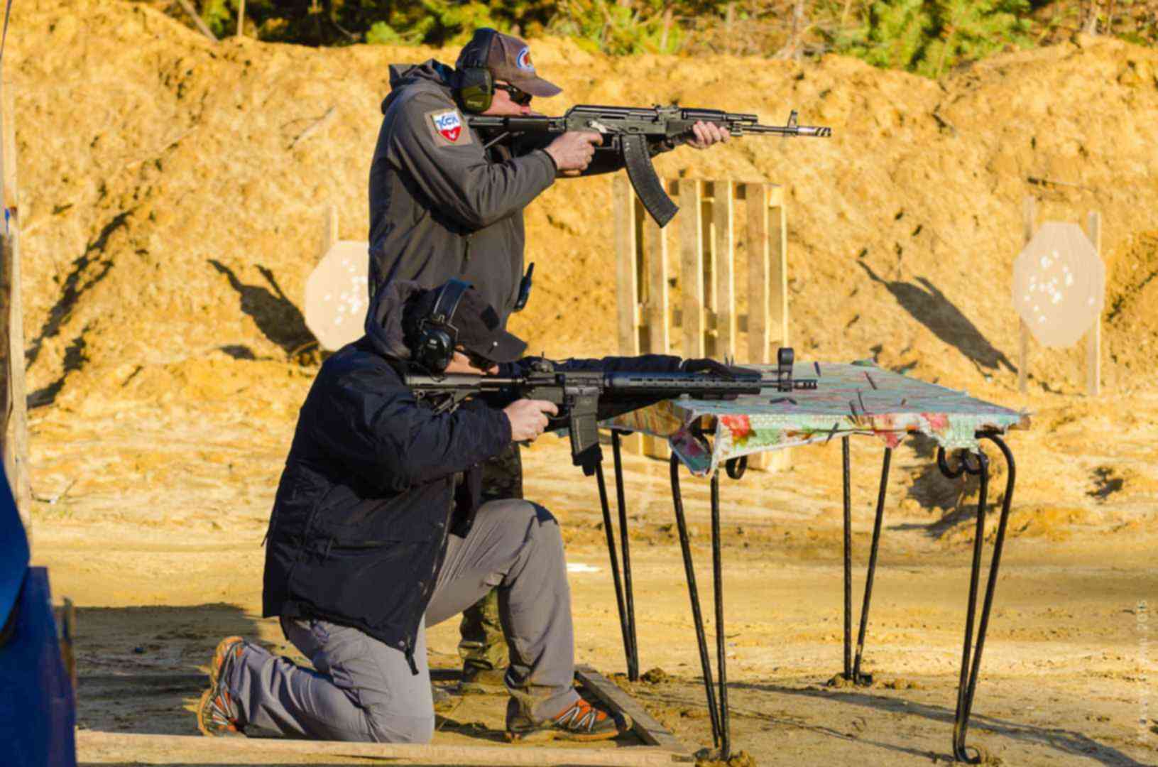 Практическая стрельба. Тактическая стрельба IPSC. IPSC Федерация практической стрельбы. Практическая стрельба IPSC Снайперы. IPCS В России практическая стрельба.