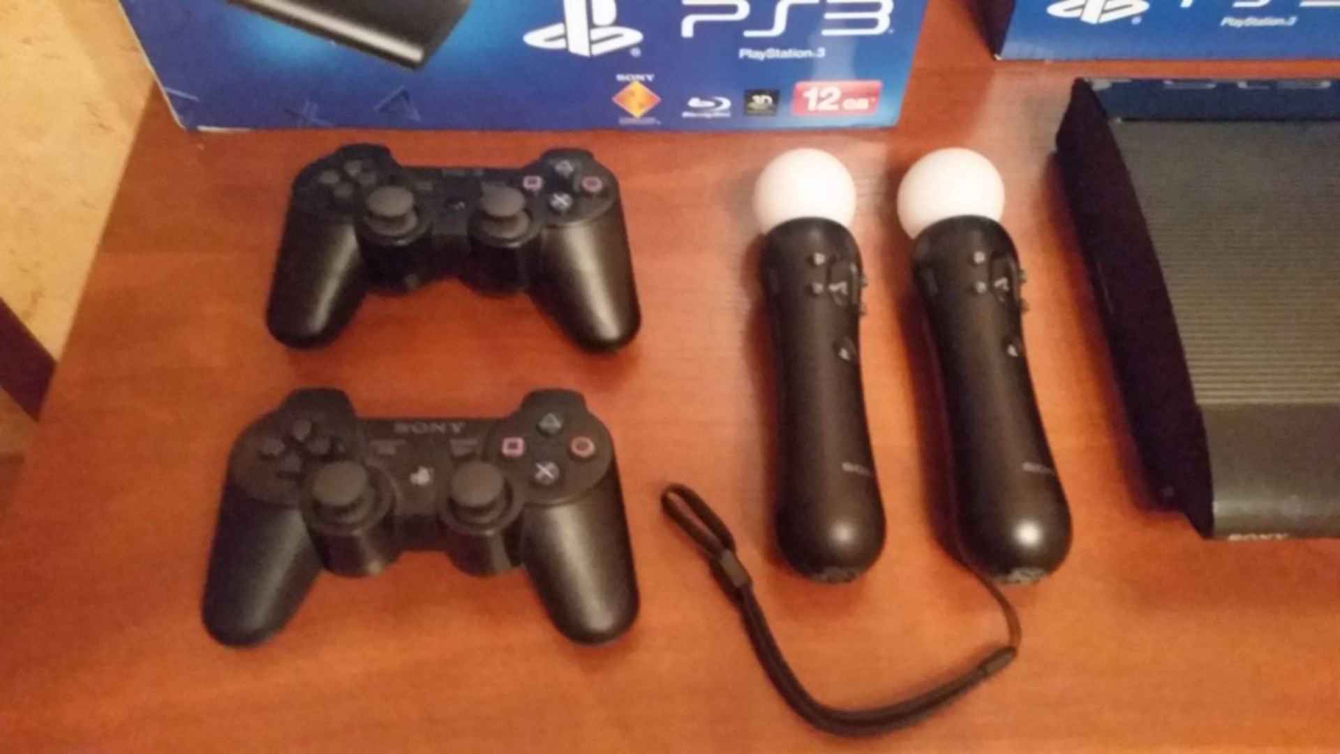 Доп м. Доп к сони пс4. Sony PLAYSTATION 3 С мувиками. Мувики для ps4. Мувики для приставки.