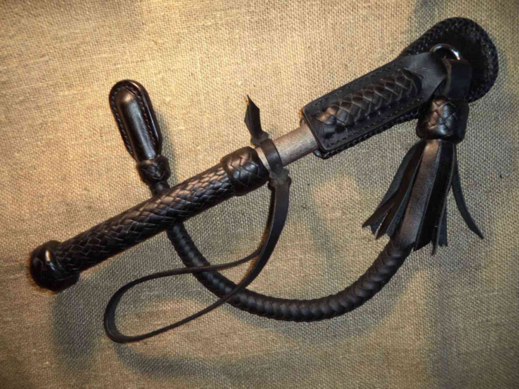 Нагайка казачья боевая. Боевой кнут. Нагайка казачья боевая. Нагайка орудие. Нагайка казачья донская.