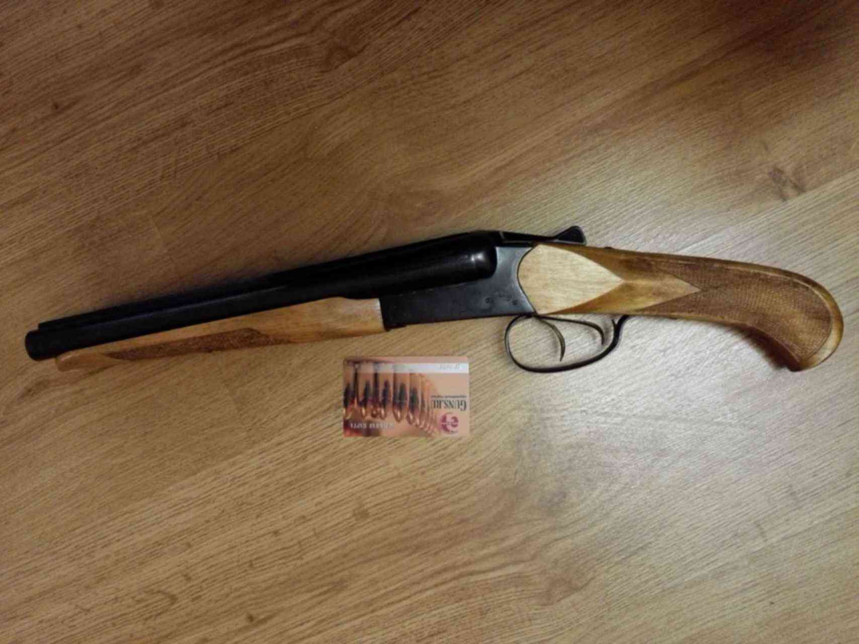 Обрез данилы. Панно с пистолетом. Обрез в фильмах. Обрез двустволки брат-2. Обрез ружья брат 2.