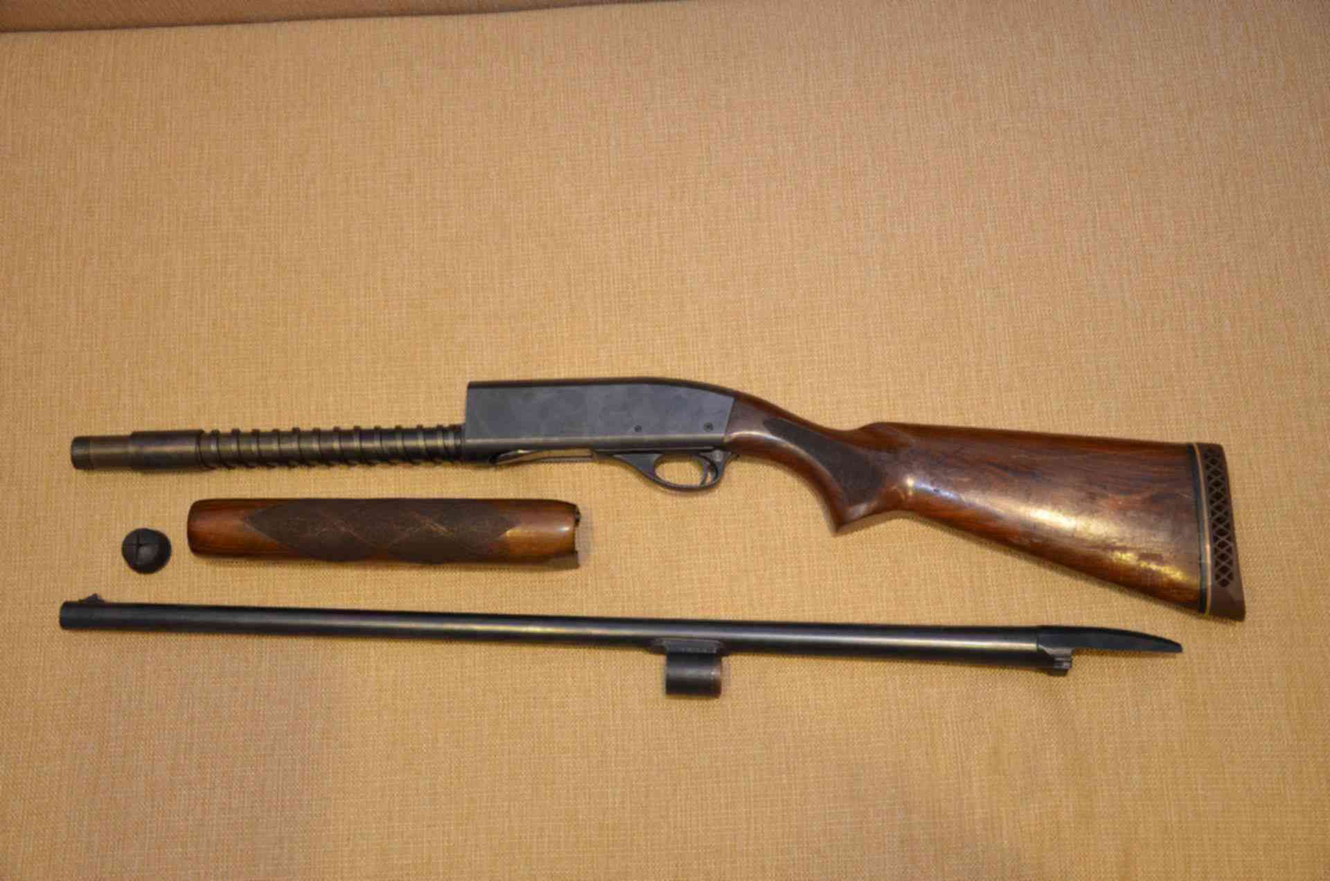 Ружье массой. Ремингтон 11-48. Remington model 11-48. Remington 11 model 332. Remington 11 оружье.