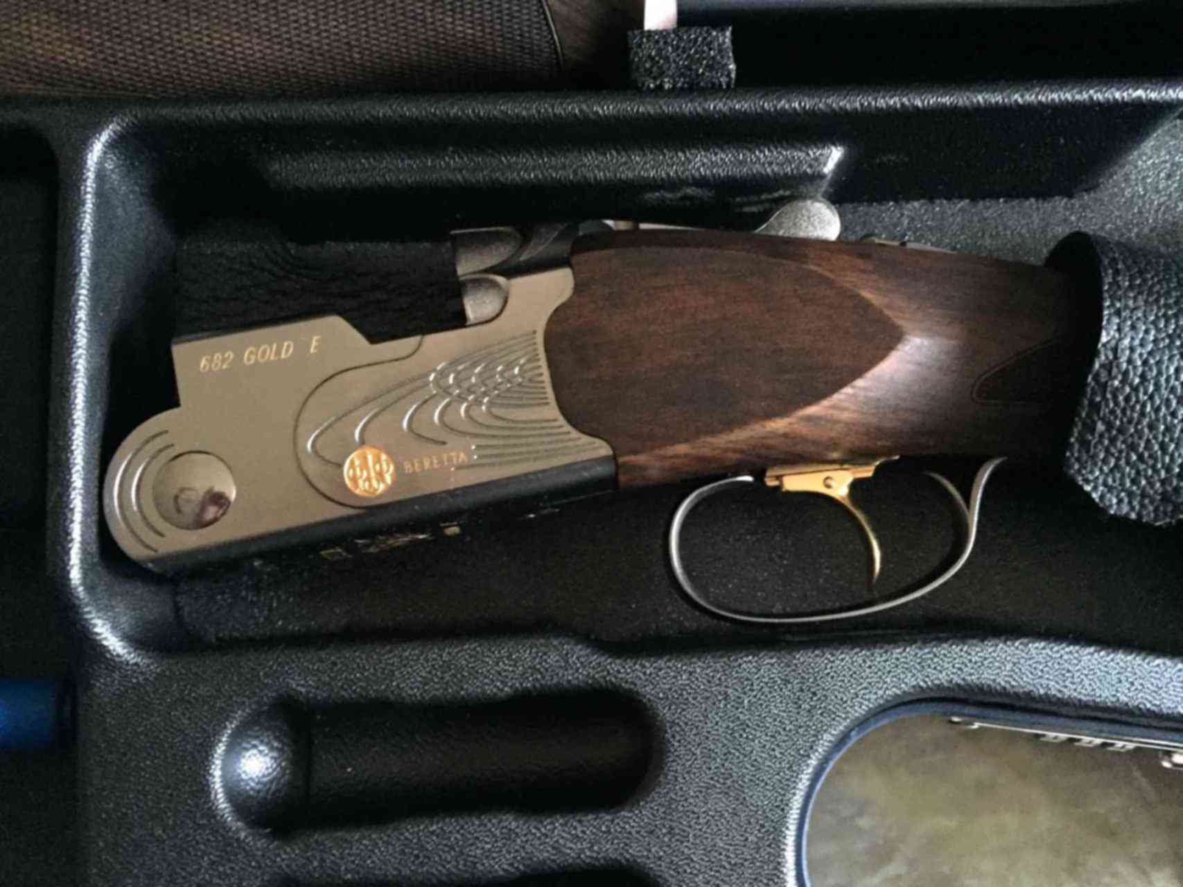 ПРОДАНО! beretta 682 e gold.