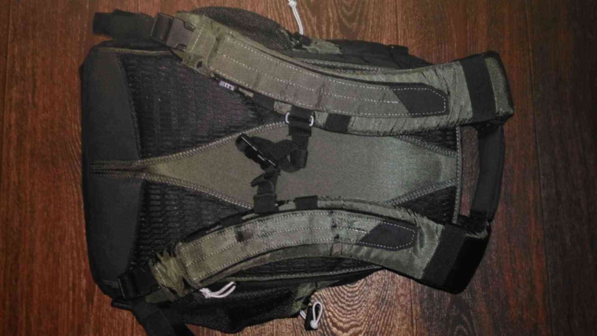 Рюкзак из галамарта. Рюкзак winner one 251. Два рюкзака в одном. Рюкзак the north face красный. Рюкзак с двумя ромбами.