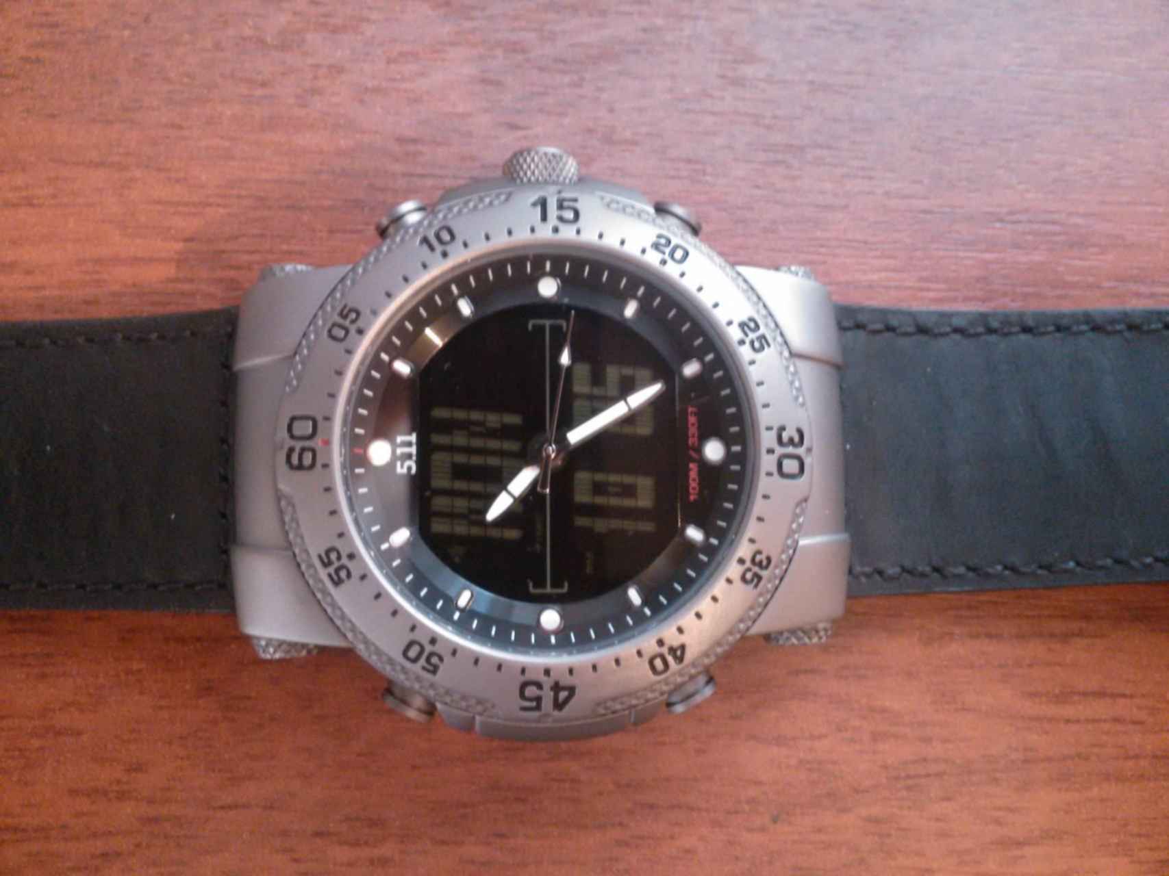 Часы 5 11. Часы 5.11 Tactical h.r.t. Titanium. 5.11 Tactical часы HRT Titanium. H.R.T. Titanium watch 5.11. 5.11 Titanium watch.