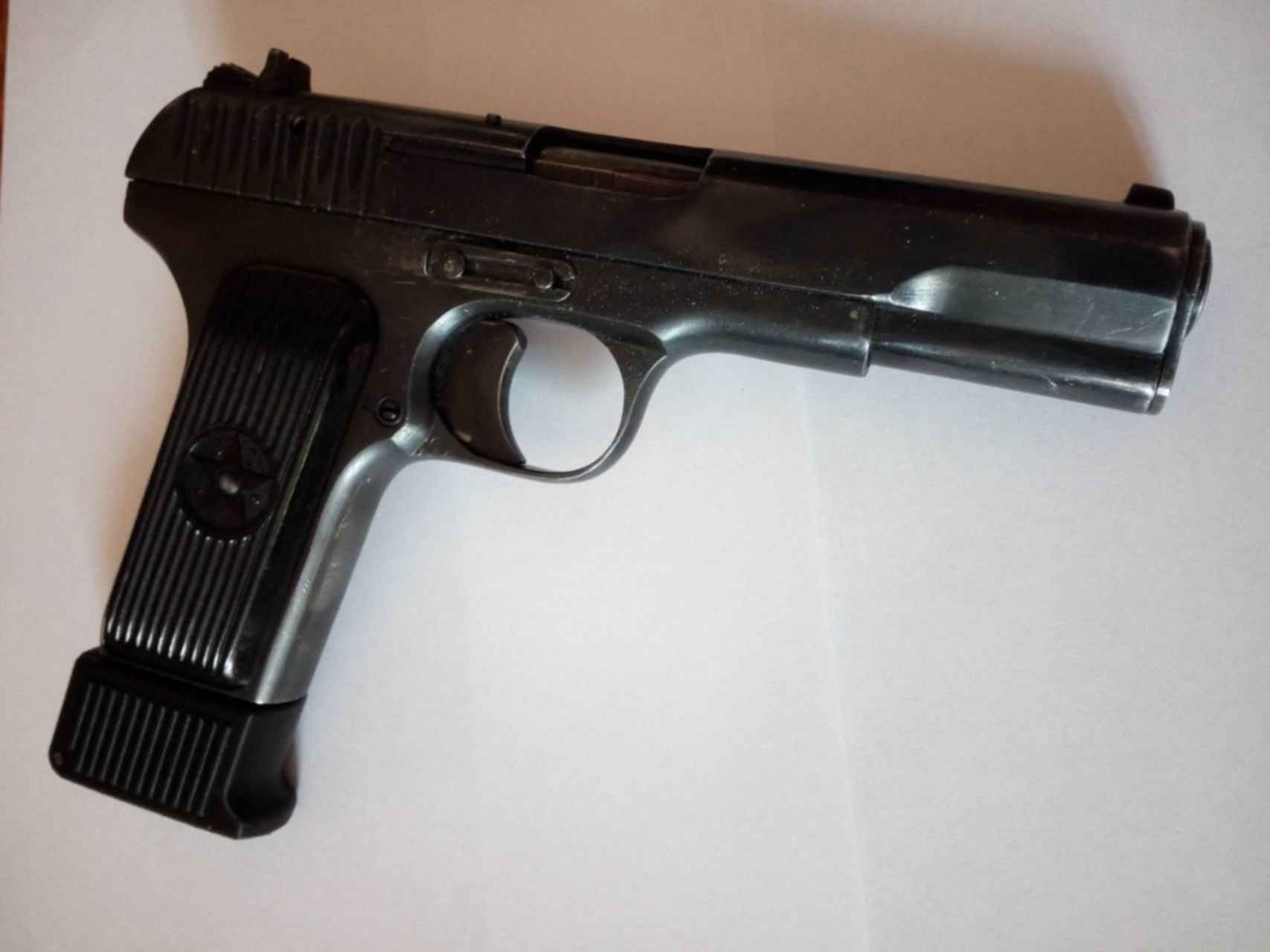 тт на 16 патронов. обойма пистолета тт. магазин тт 9 мм. магазин от тт33. лазерный прицел на тт.