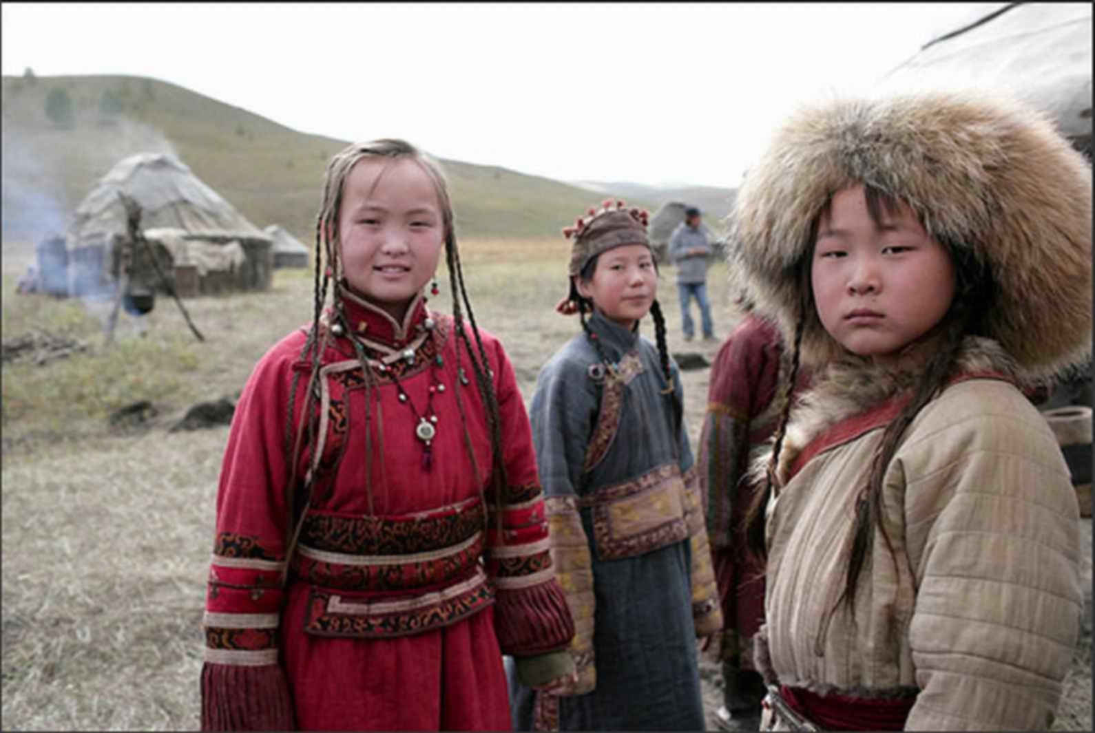 фото монголов мужчин и женщин