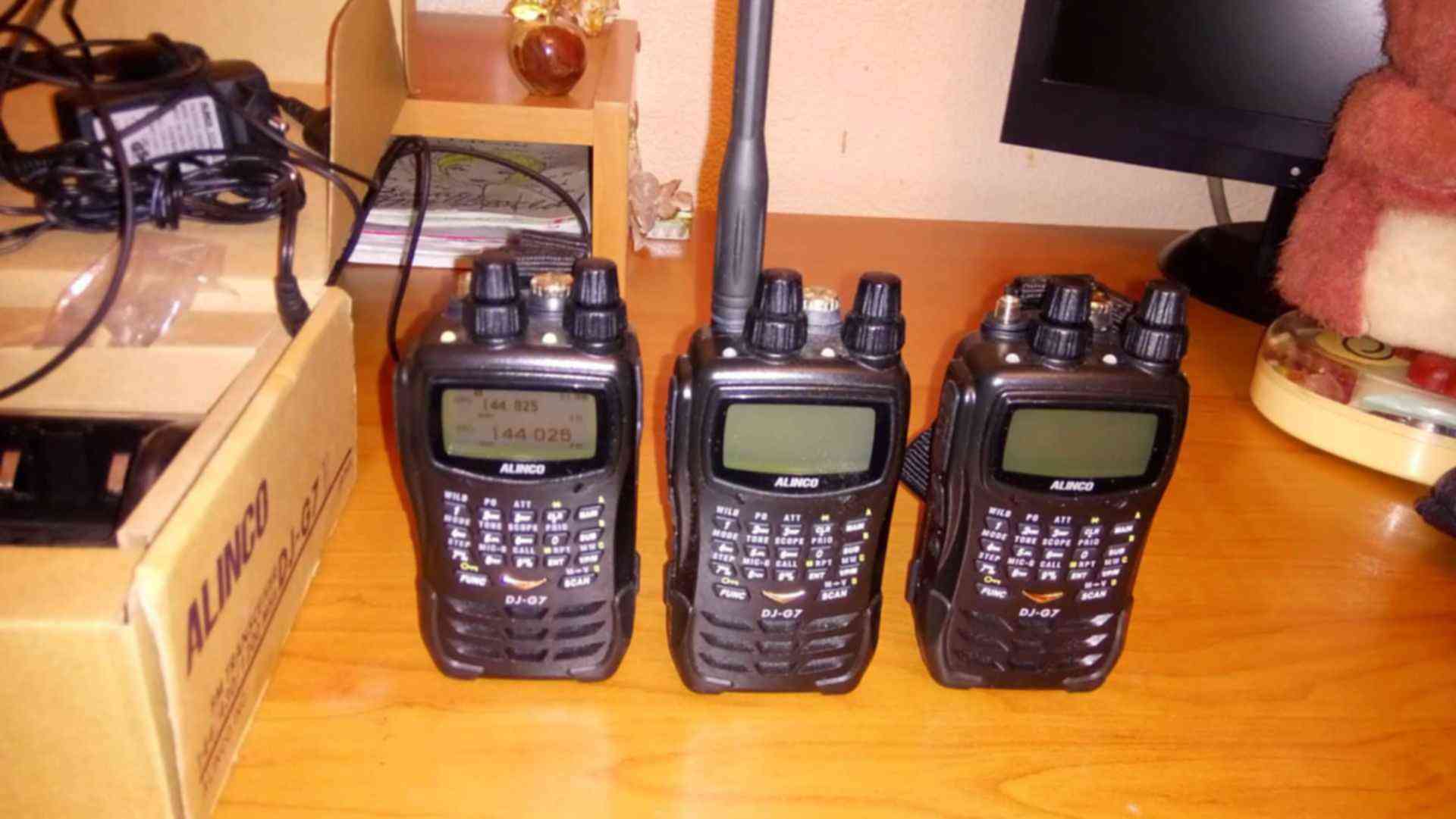 Радиосканер uniden. Live radio scanner atc. Live radio scanner atc. Радиосканер fm. Uniden bc95xlt.