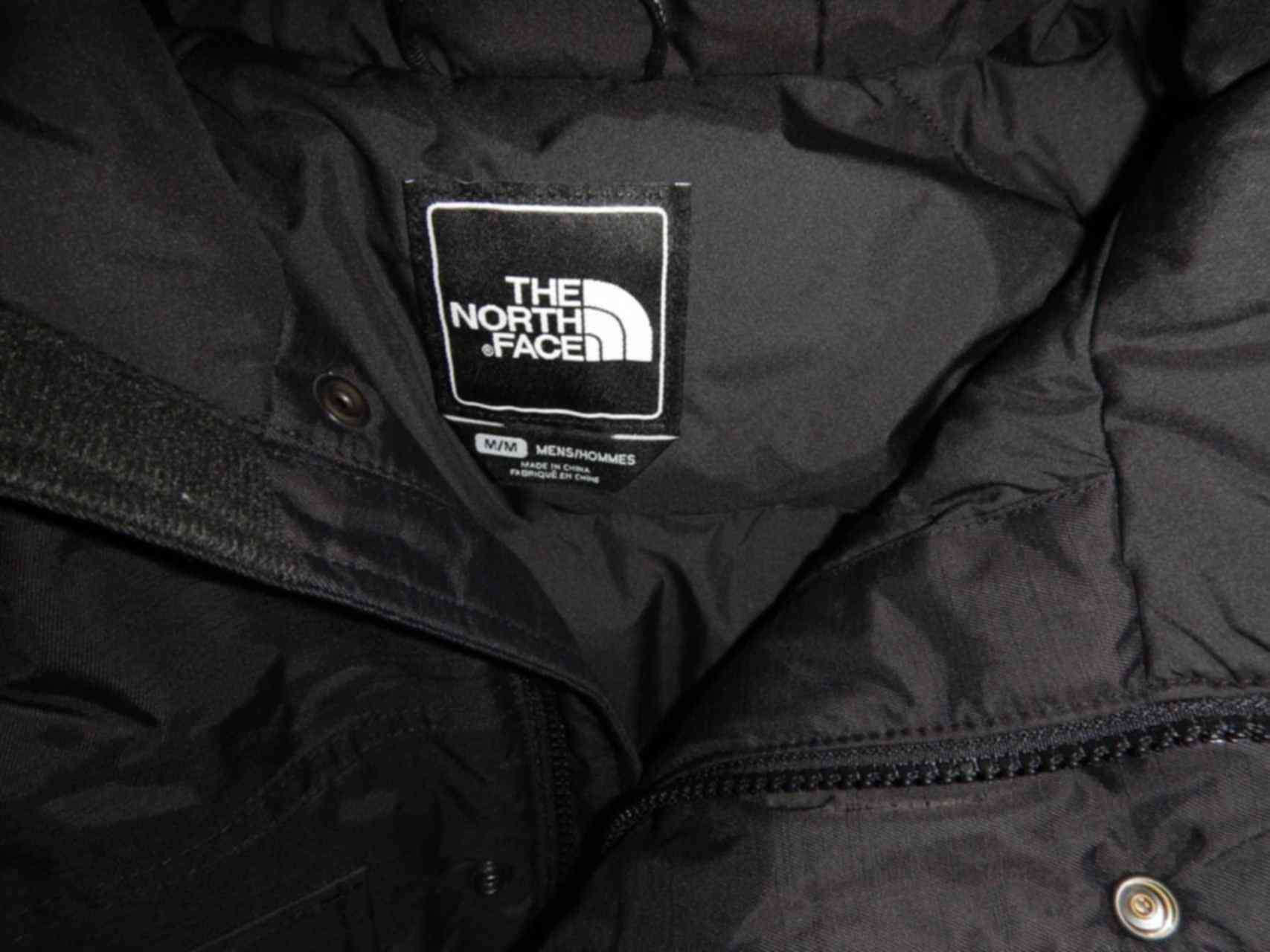 Оригинальный the north face. Бирки the North face 700. The North face 700 паль. The North face 700 бирка XL. The North face 700 оригинал.