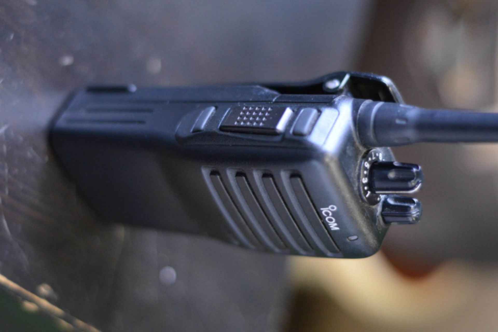 Ic f16. Радиостанция icom ic-f16 частоты. Радиостанция айком ic f11. Радиостанция icom ic-f16 vhf. Ic f16.