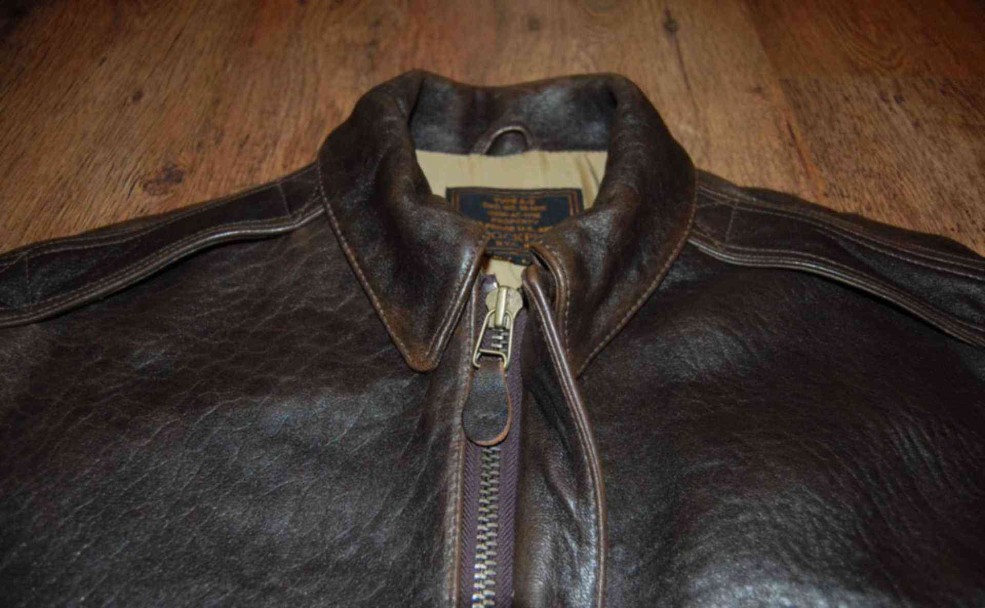 Кожаная куртка avirex type a-2. Куртка пилот cockpit a-2. Кожаная куртка avirex usa. Куртка летная а-2. Телячья кожа.