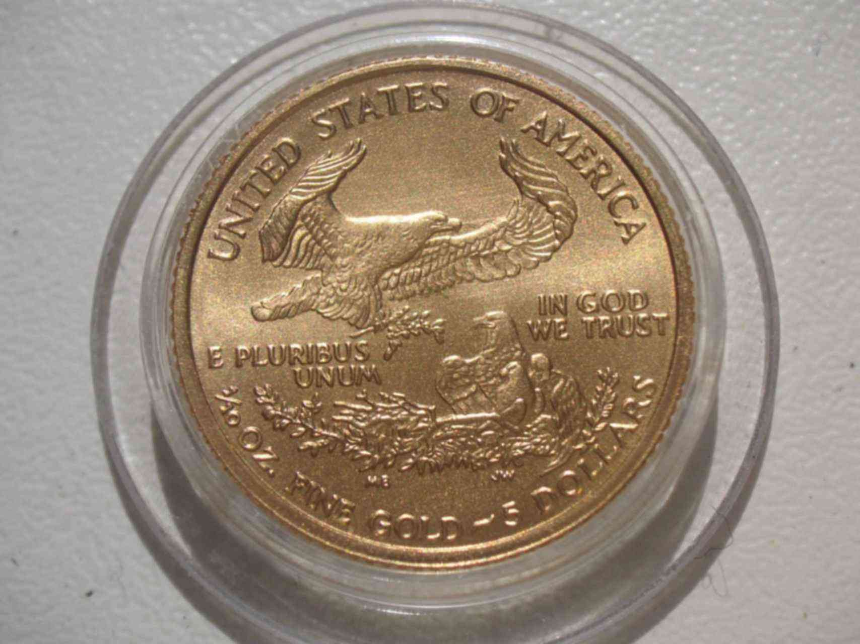 5 долларов золото. Орел на монете. Монета Золотая 1583 с орлом. Орёл монета золото. Новый золотой Орел монета.