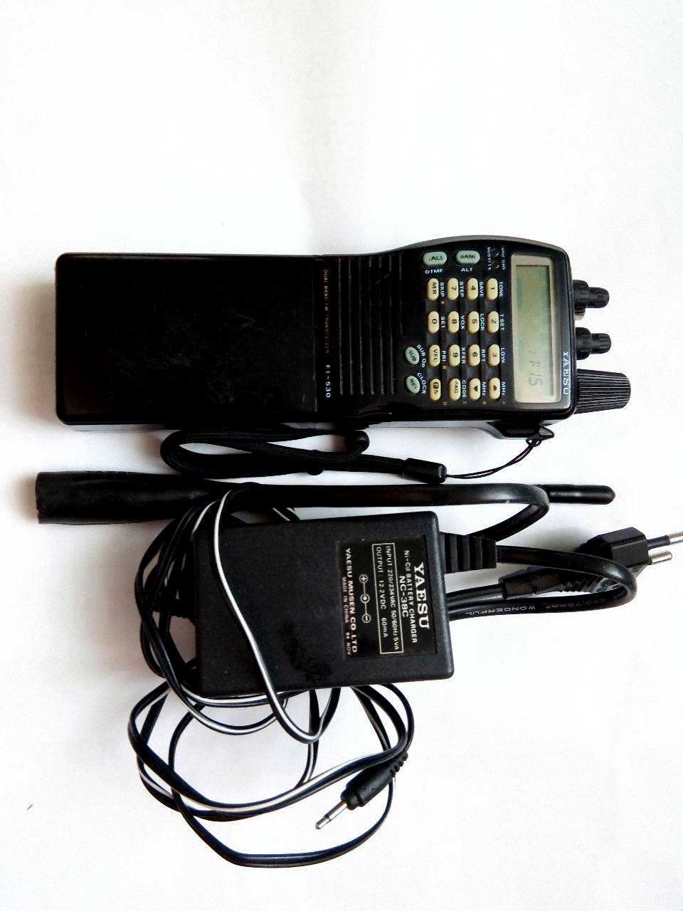 Ft 530. Yaesu ft-51r. Ft 530 Yaesu. Yaesu ft 51r аккумулятор. Yaesu YHA-58