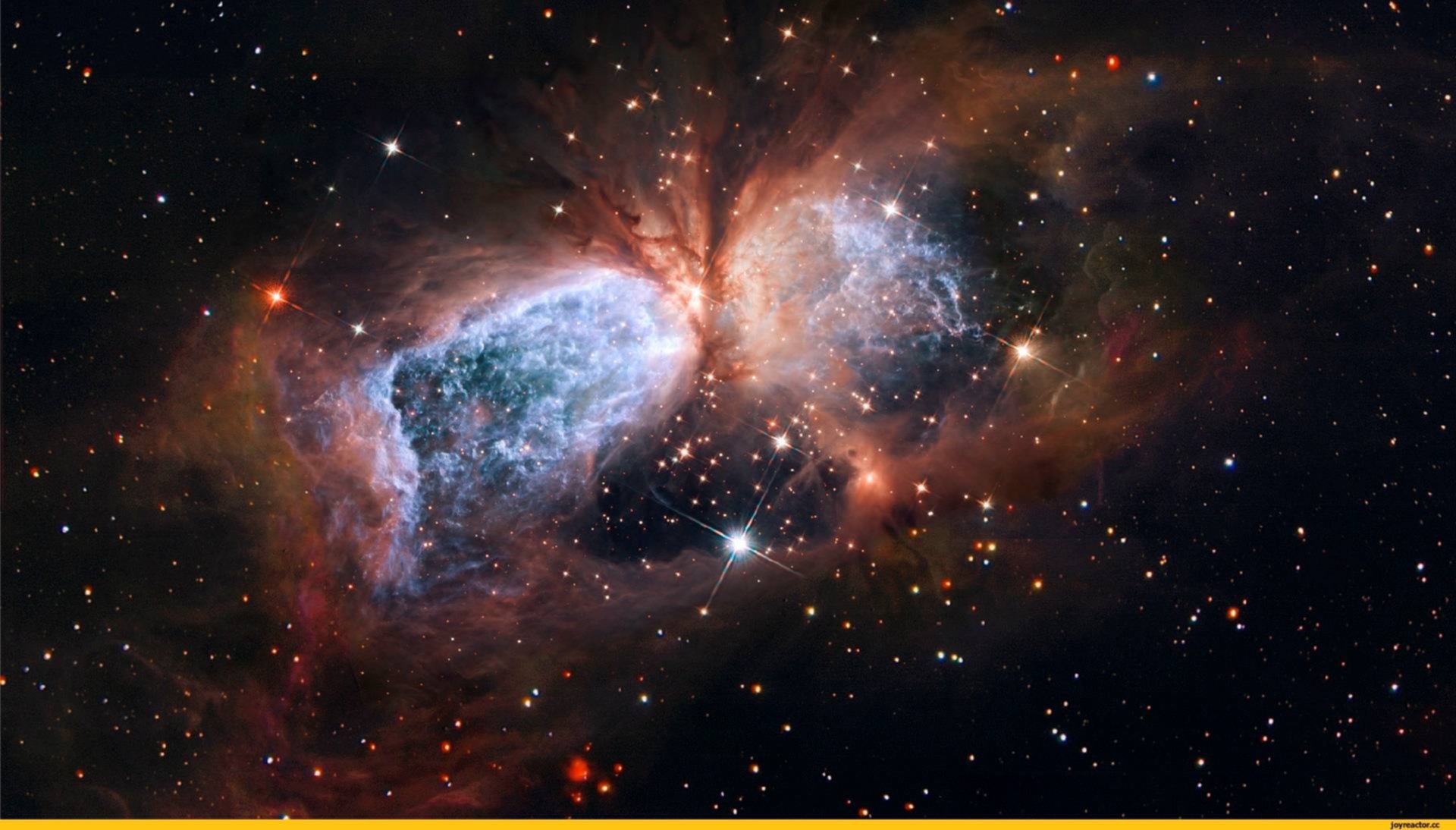 Большой ли космос. Галактика Сомбреро Хаббл. Хаббл телескоп снимки космоса. Самые красивые туманности во Вселенной. Астрономия дальнего космоса.