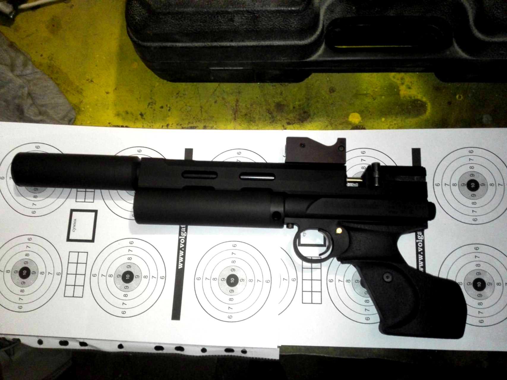 Вакансии пневматика. Вакансии пневматика. Zr arms pp700s-a. Доберман с пистолетом. Metal work пневматика каталог.