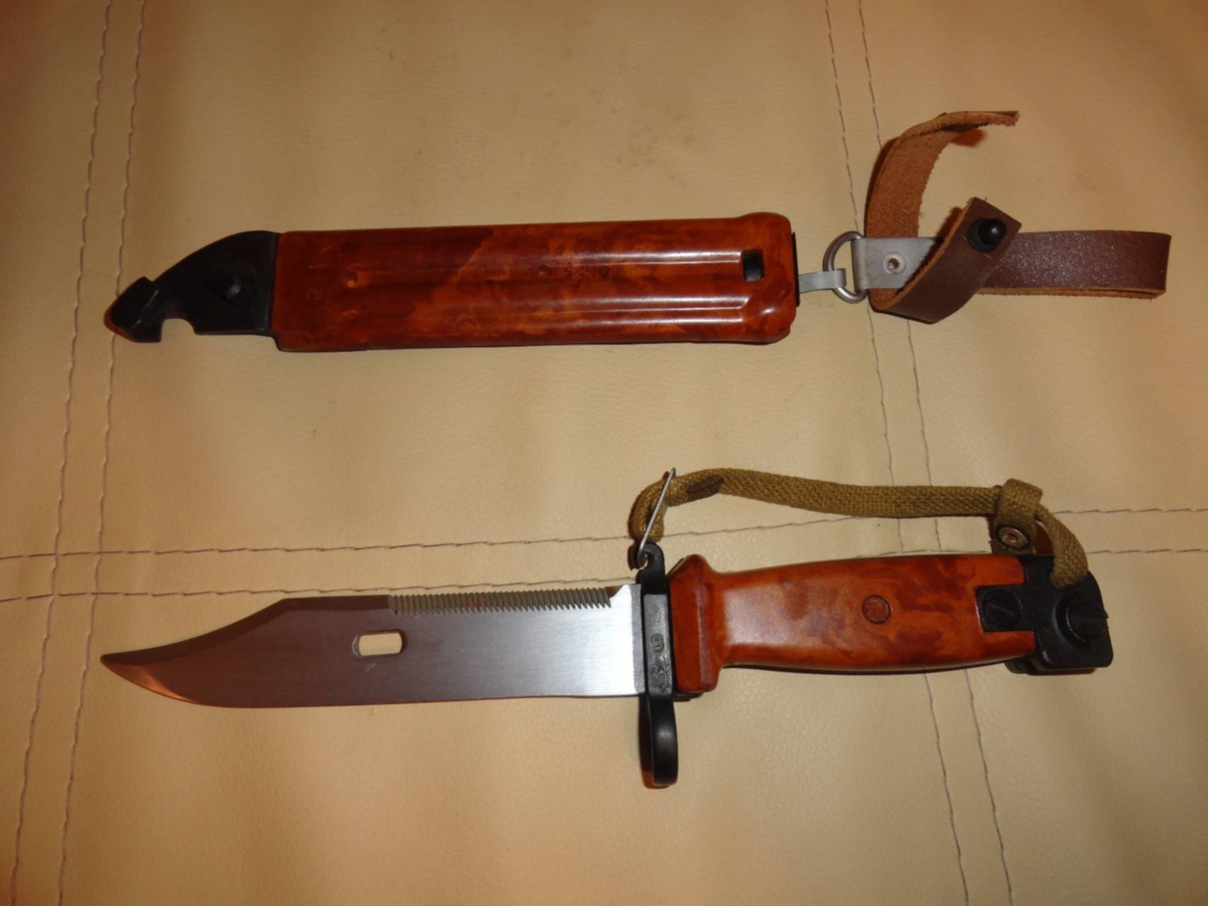 Охолощенный штык ак 74м. Штык нож 6х4 югославия. Штык нож ак 6х3. Штык-нож ак-47 с пропилом. Штык без пропила.