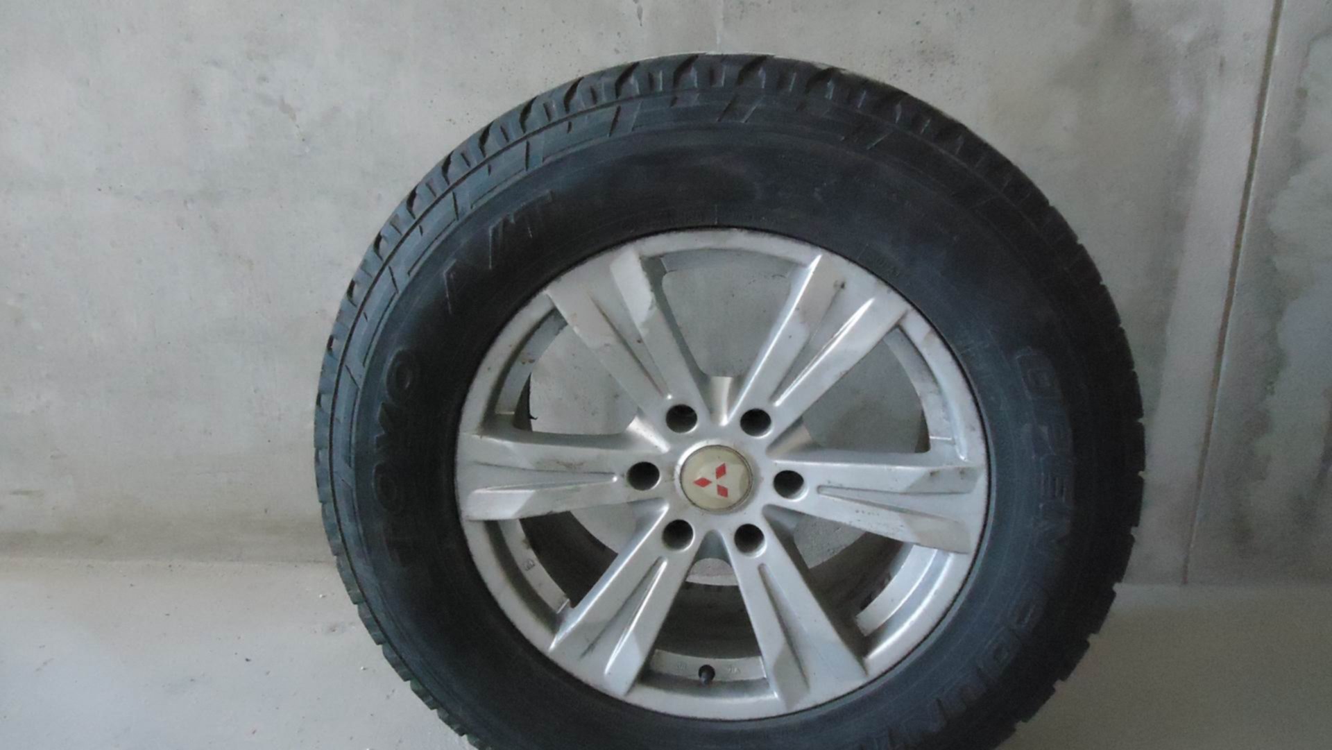 285 60 r18 a t. 285 60 r18 a t