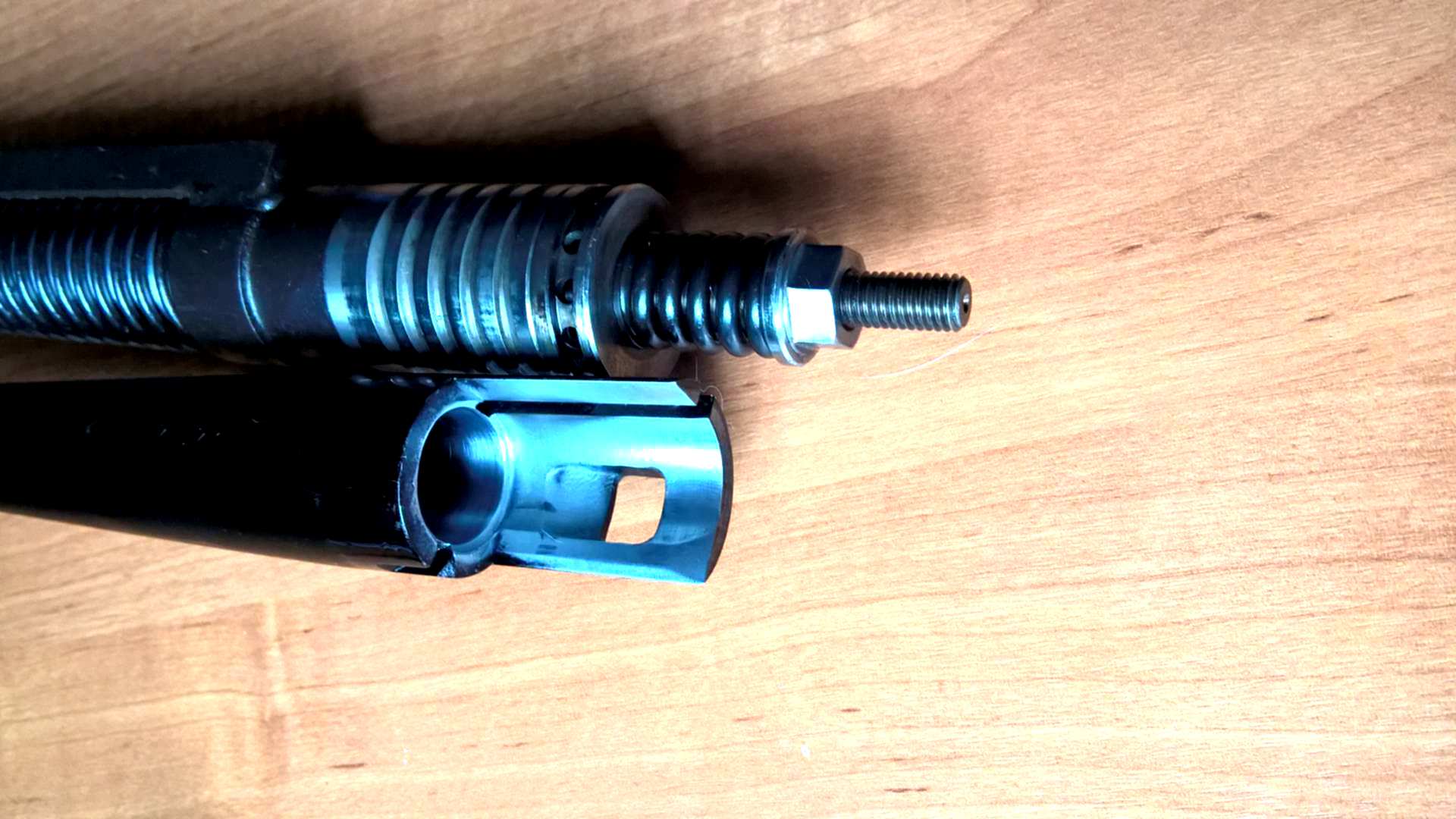 Музей мост культовых автомобилей. 5. Нобл м400. Автомобильный м843. Авто м12.