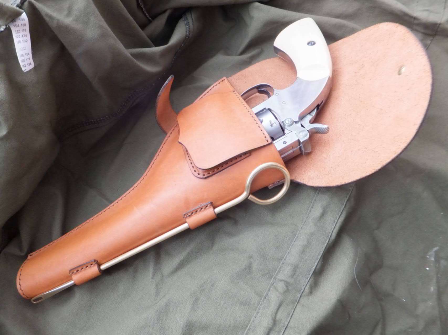 Револьвер 6 s silver. Rdr2 gun heaven 793 1877 major 3 6mm co2 revolver взрывсхема. Револьвер шофилда пневмат. Страйкбольный револьвер наган. Револьвер 6 s silver.