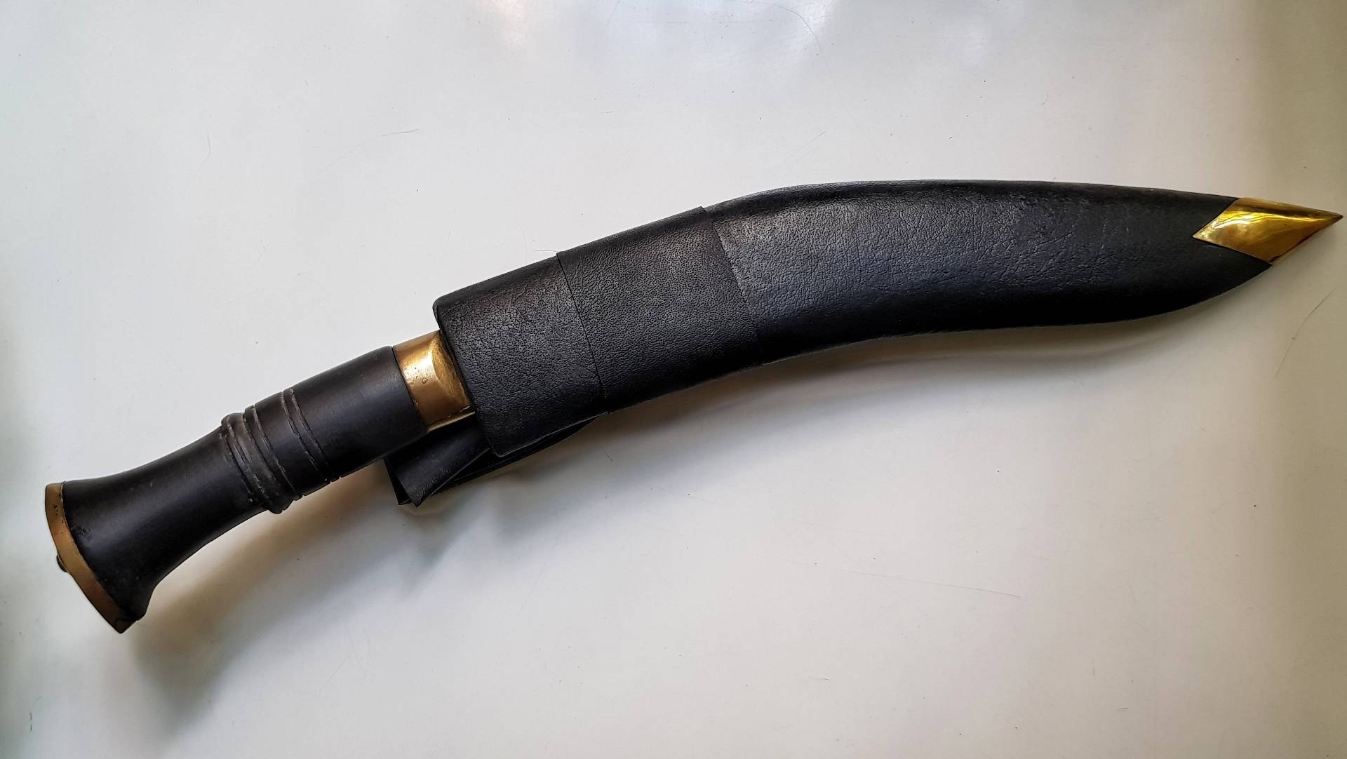 Kukri knife градиент. Нож непальский "кукри". Кукри мачете Непал. Нож гуркхов кукри. Нож кукри Непал оригинал.