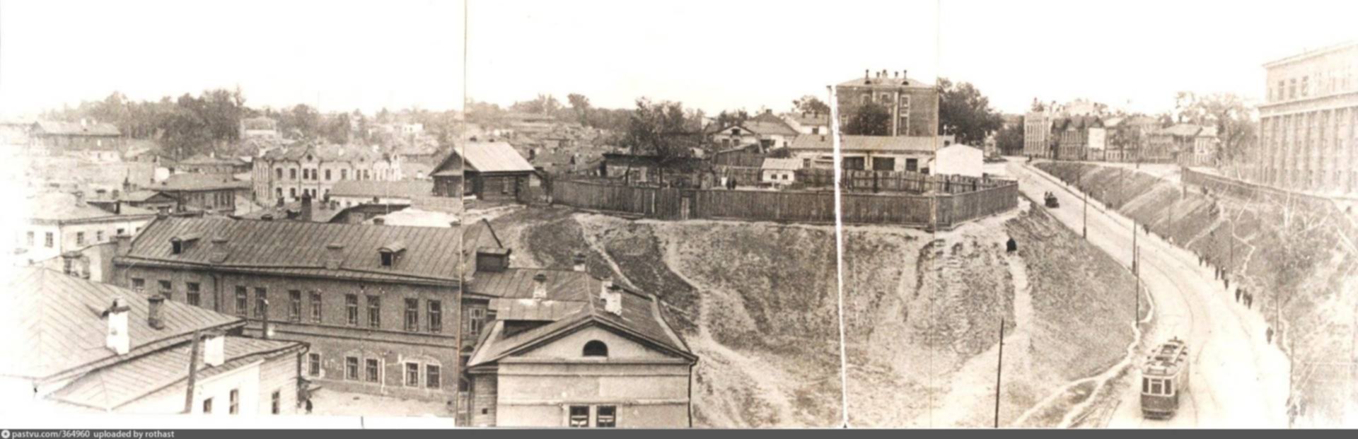 А дома ждали россияне когда остынут кирпичи