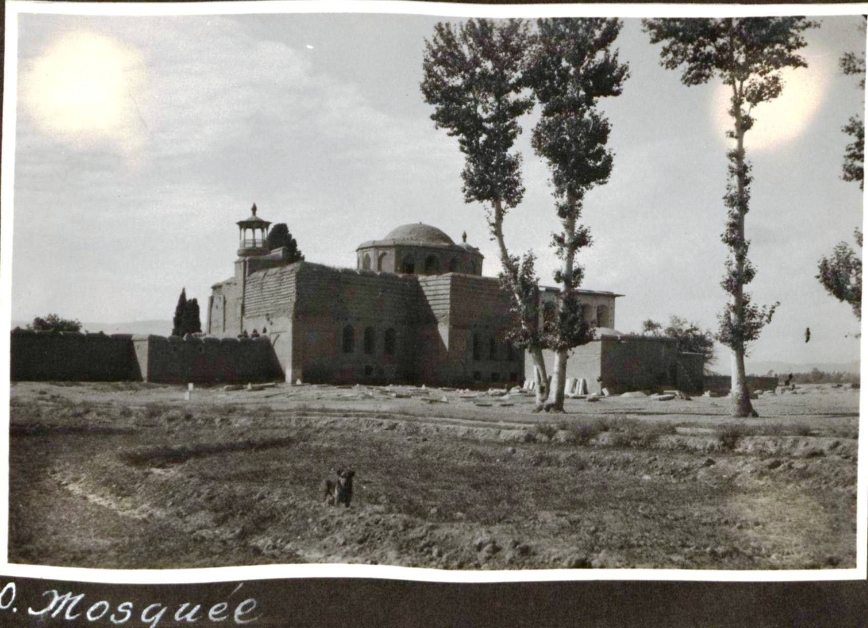 А дома ждали россияне когда остынут кирпичи