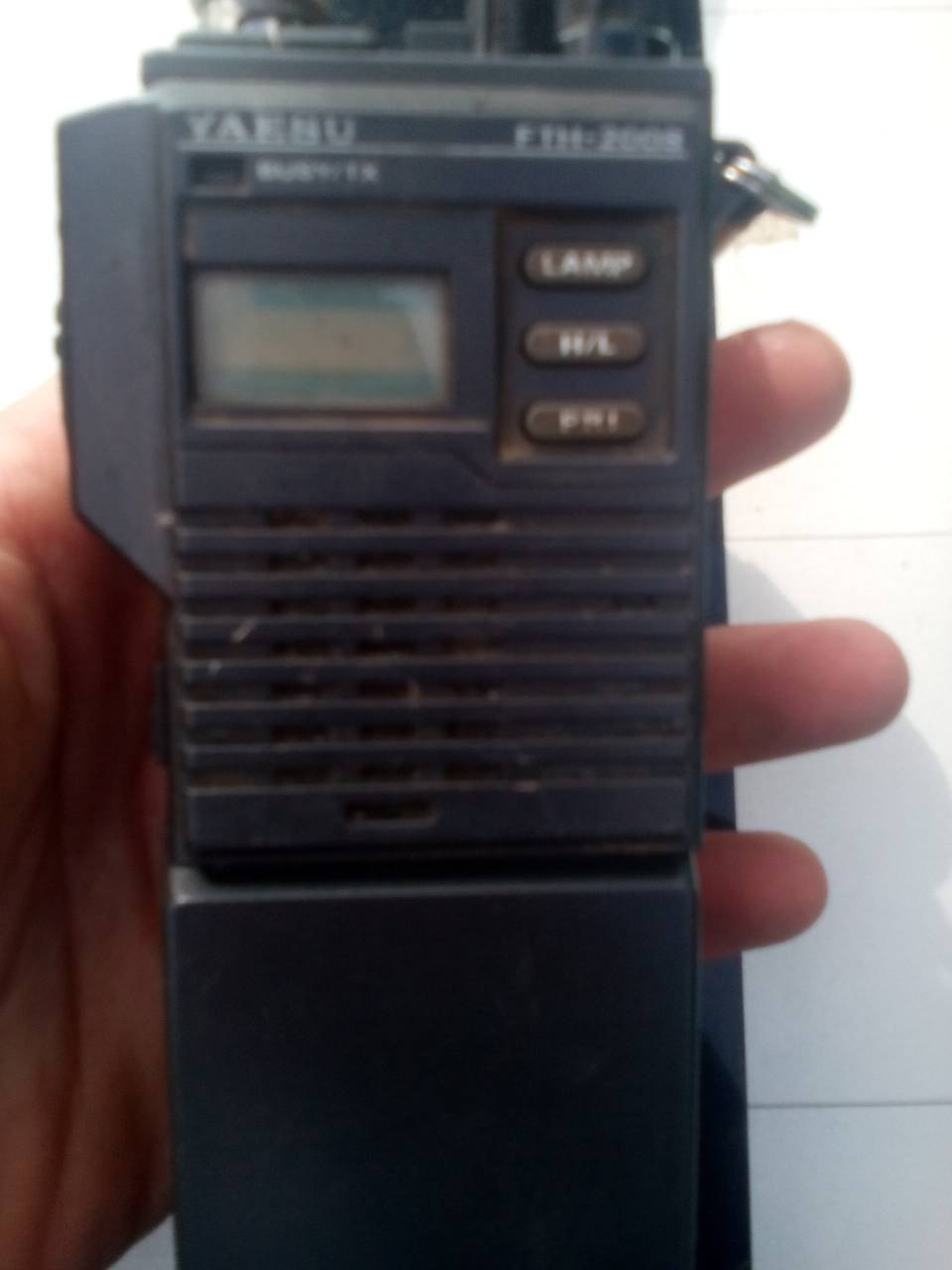 Рация Yaesu си би