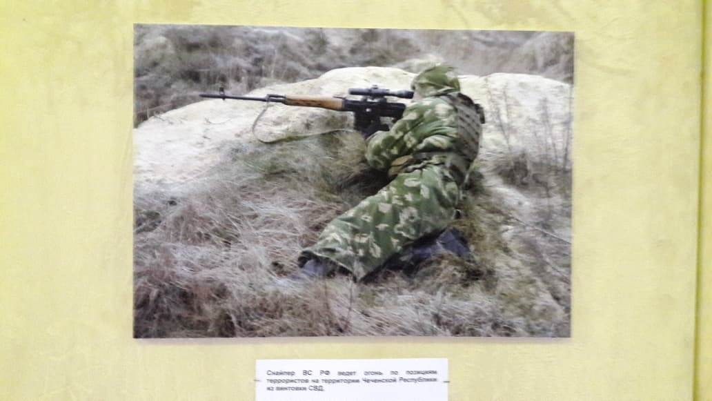 Драгунов рассказы. Рассказы драгунова. Евгений фёдорович драгунов оружие. Сталин со снайперской винтовкой. Драгунов оружейник.