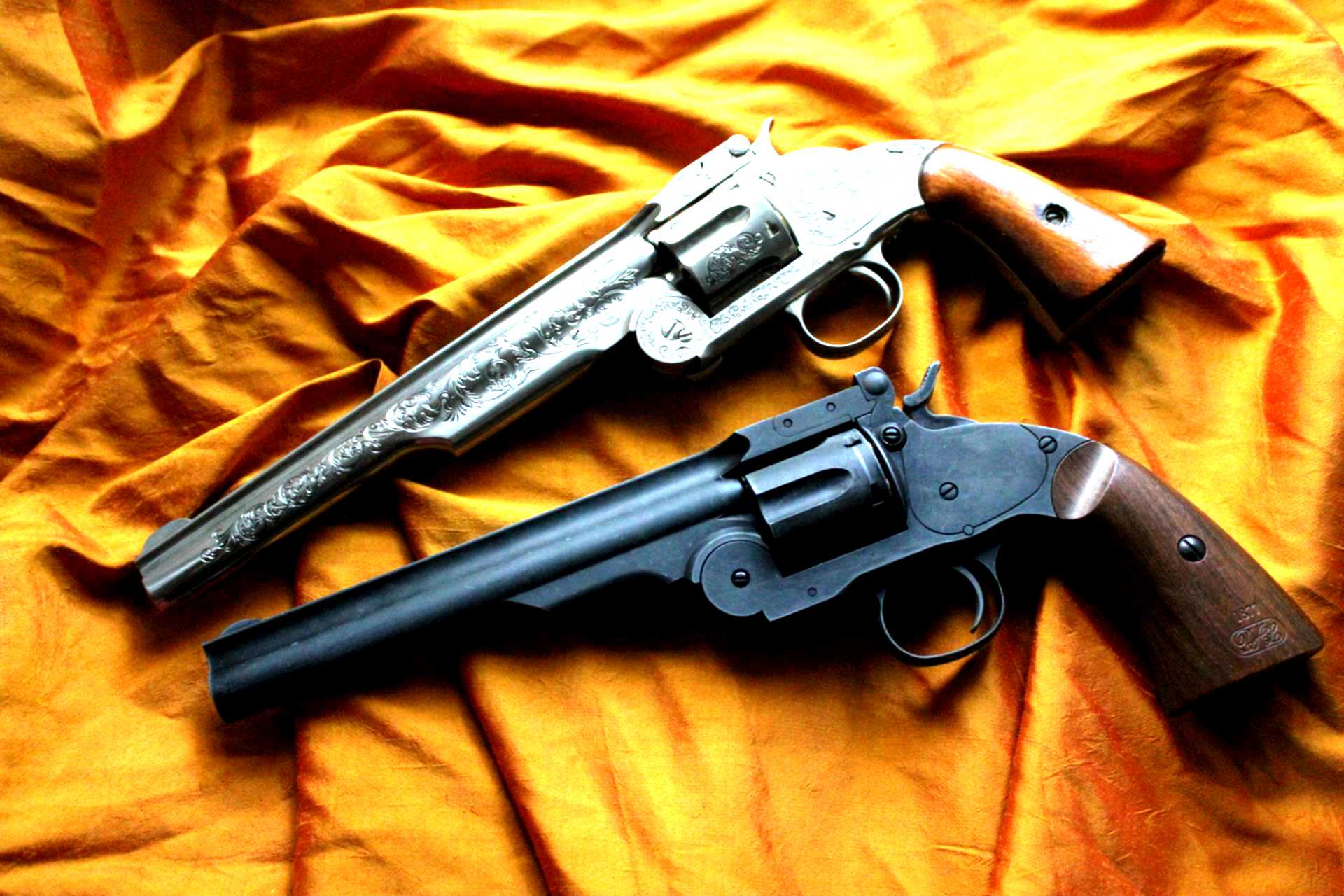 Asg dan wesson 6. Сэм кольт. Gun heaven. Русский смит и вессон 1880. Револьвер наган, nagant m1895 (бельгия).