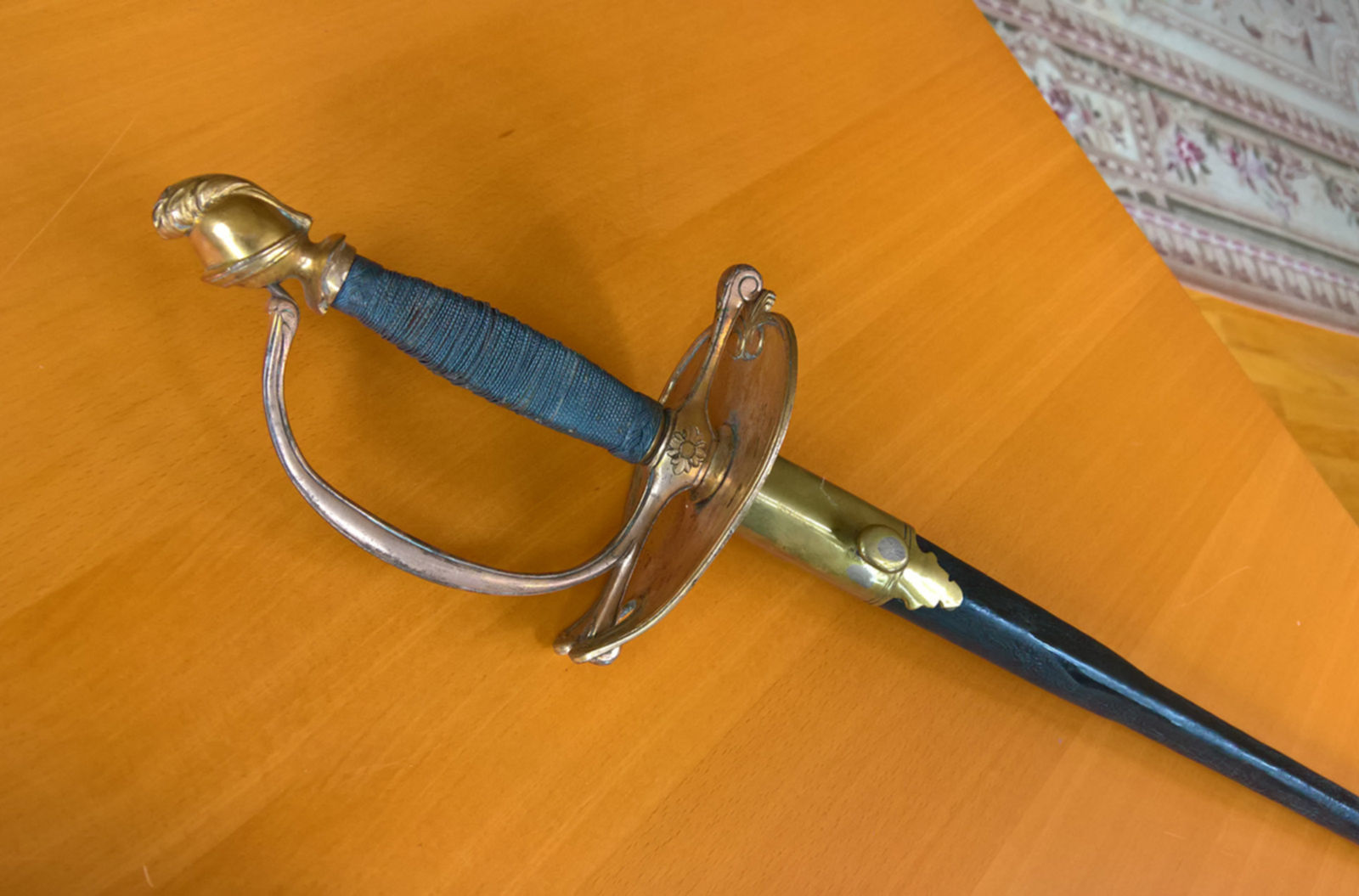 Рукоятка шпаги сканворд. Рукоятка шпаги. Рукоятка шпаги сканворд. Рапира,эспадрон. Анненская шпага.