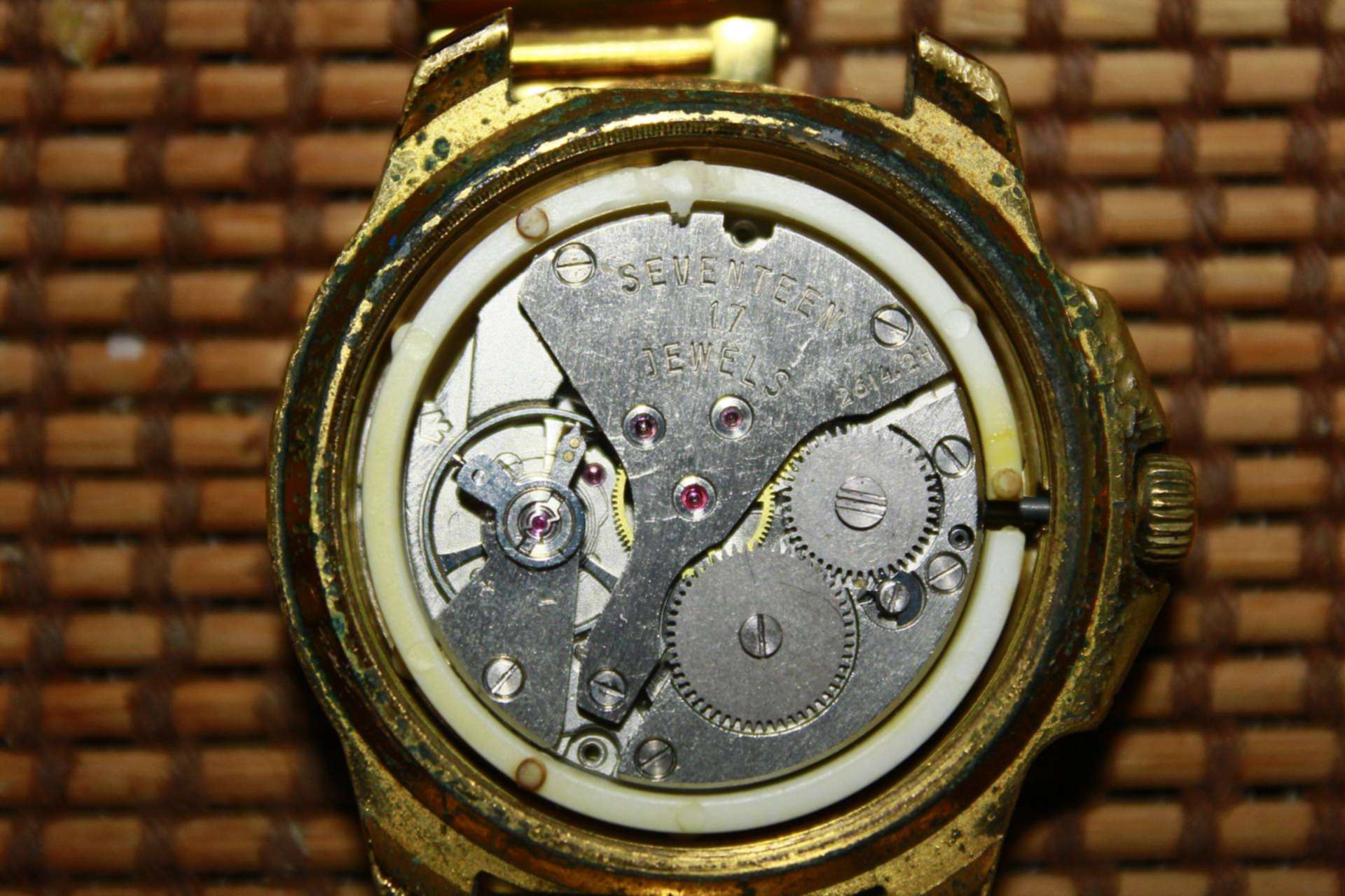 Кострома авито часы. Часы Cardi Chronoscope mecanique Baccara. Часы Cardi Viking. Часы Cardi Baccara производитель. Наручные часы Cardi Odyssey.