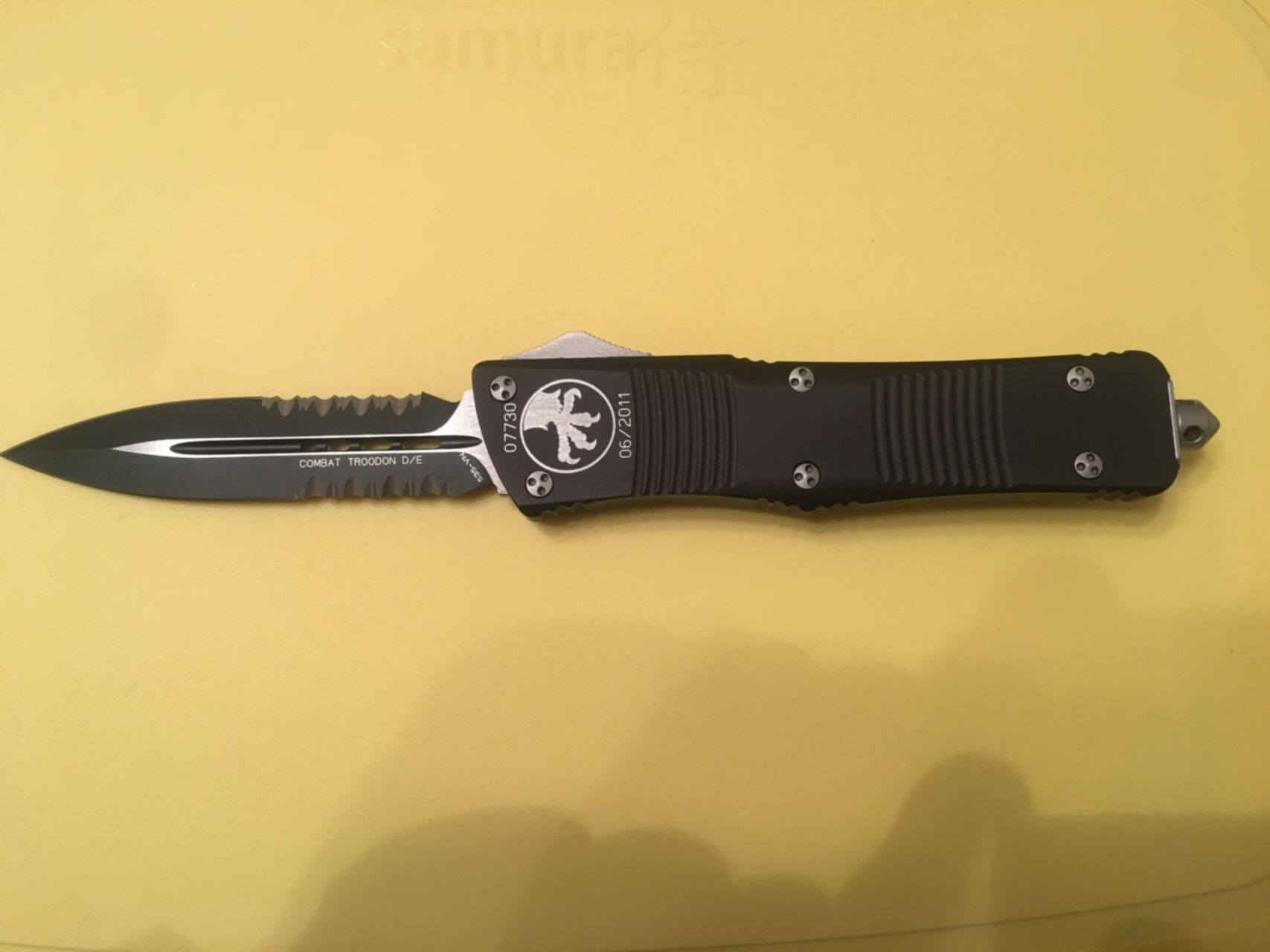 Microtech combat troodon