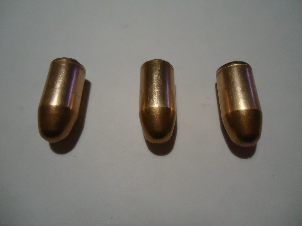 Оболочка пули. Пули оболочка, полуоболочка (латунь) 375-356кал, 366ткм, 45 Colt, цинк. .45 Colt латунная пуля. 366 ТКМ полуоболочка. Что такое оболочка и полуоболочка.
