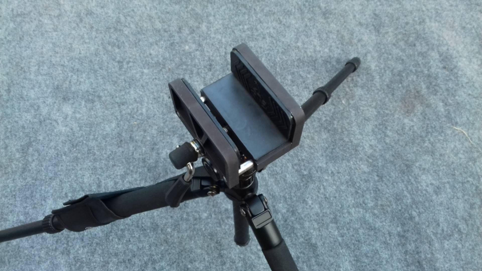 стрелковая опора. кронштейны стк для оружия. крепление винтовки. держатель для винтовки. держатели для оружия настенные.