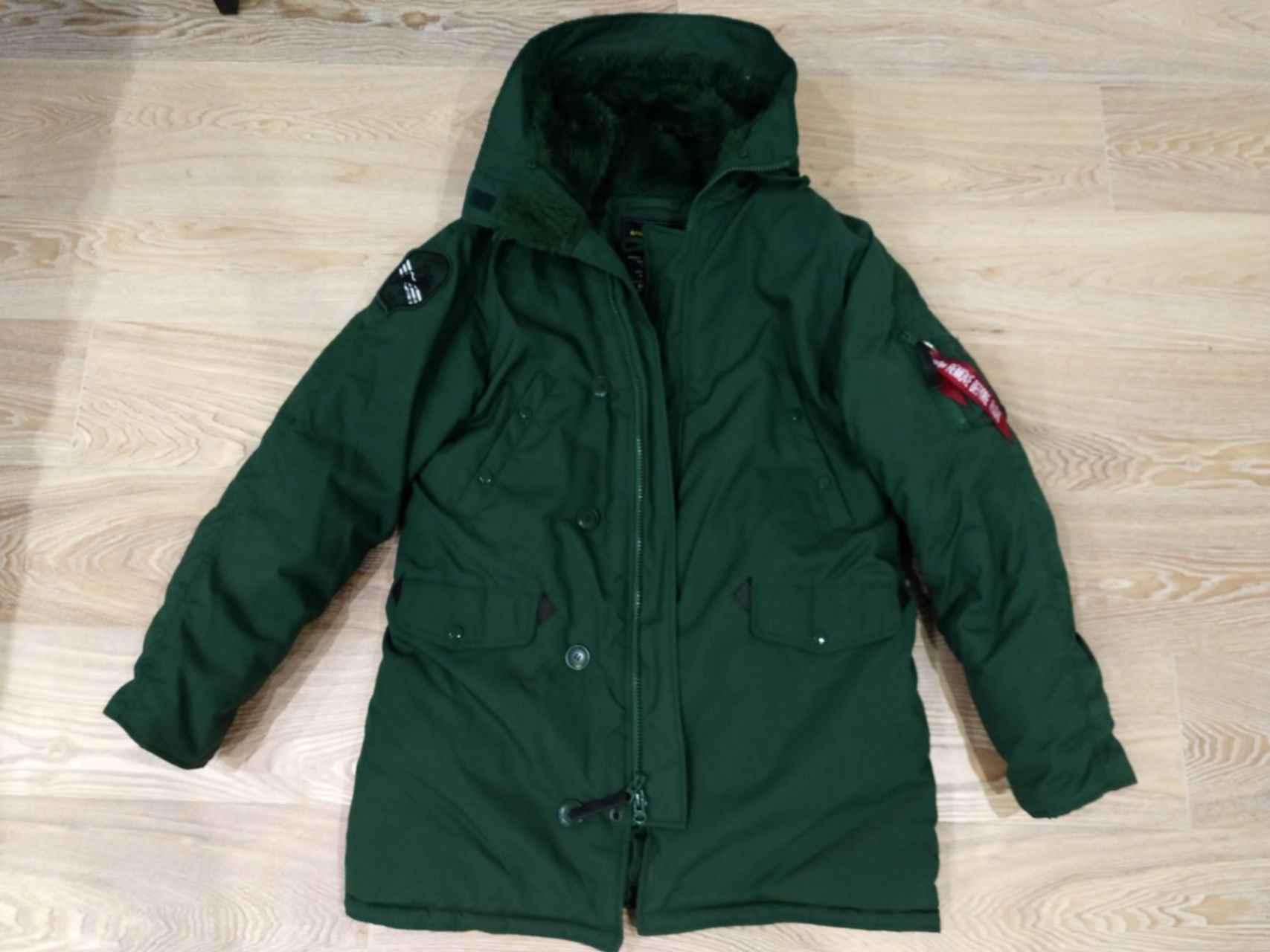 Продам парка. Парка Altitude Alpha industries Green. Куртка мужская kamukamu 730740 зеленая XL.