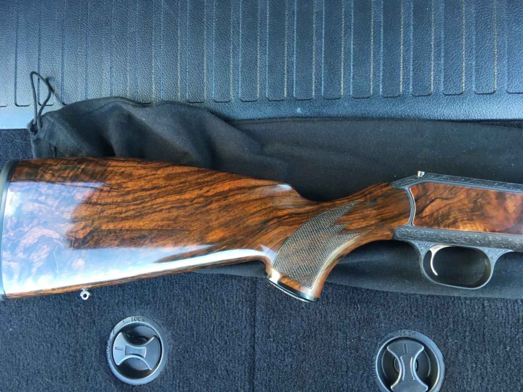 Ложе блейзер. Ложе Blaser r93. Ложе Blaser r93 Attache. Blaser r93 гравировка. Блейзер r93 карабин Attache.